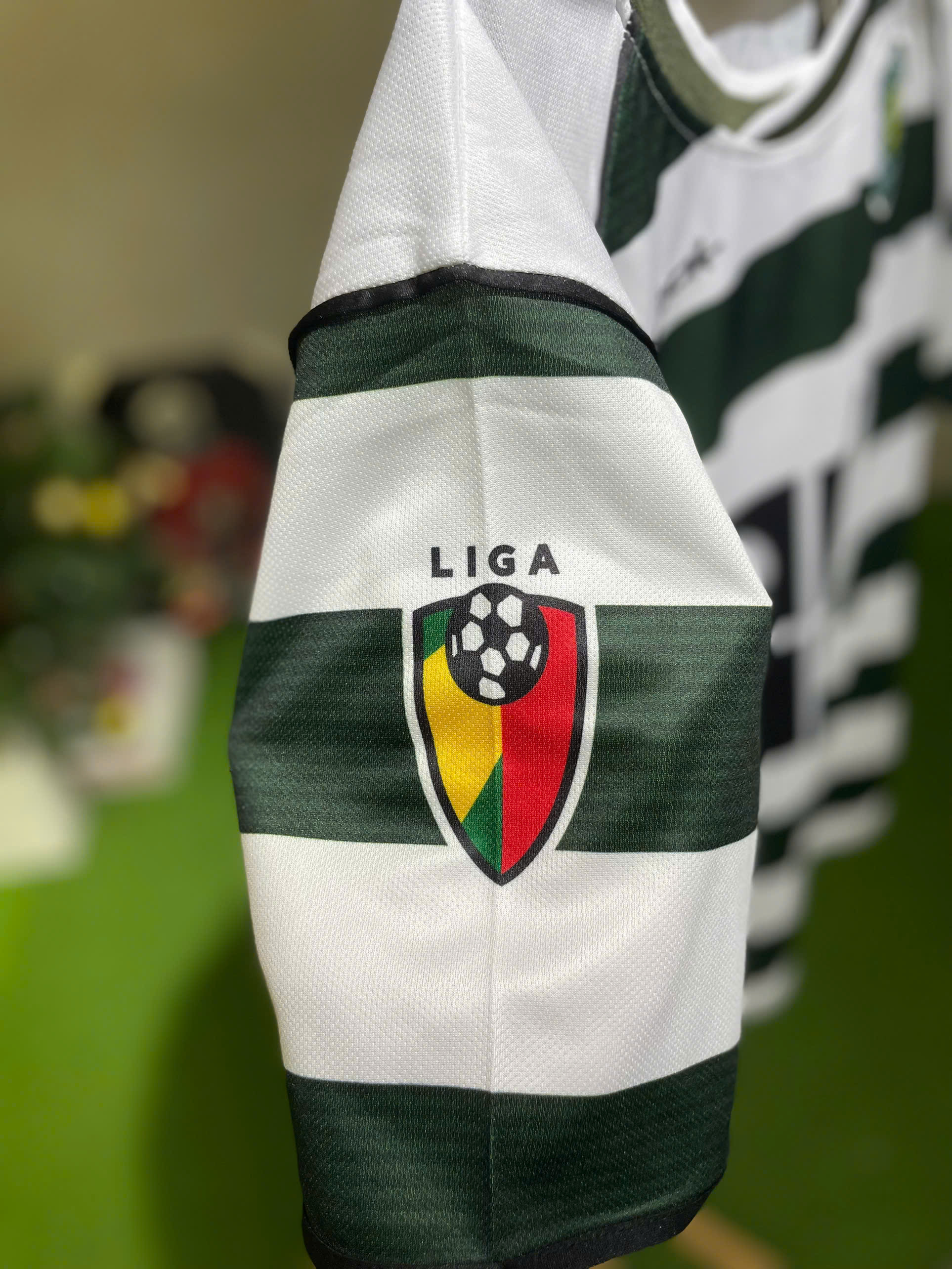 Áo Retro Sporting sân nhà trắng 2001/2003_thumbnail_1