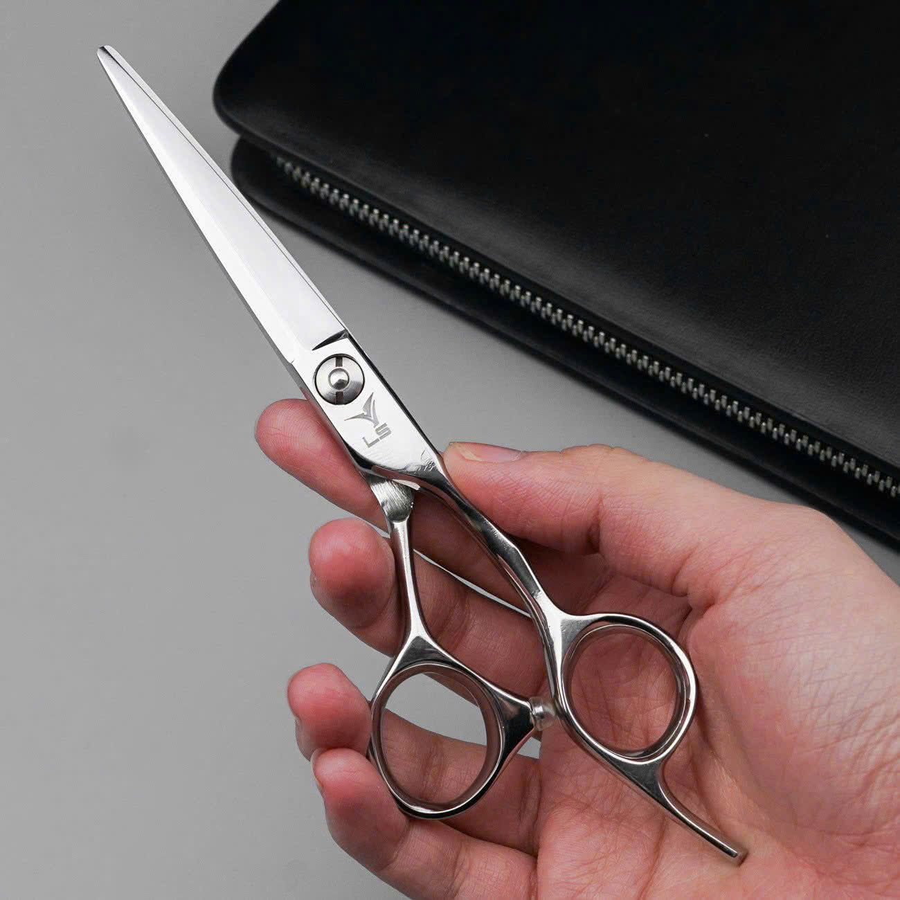 Kéo cắt tóc Viko LS BC60 size 6 inches bảo hành 2 năm