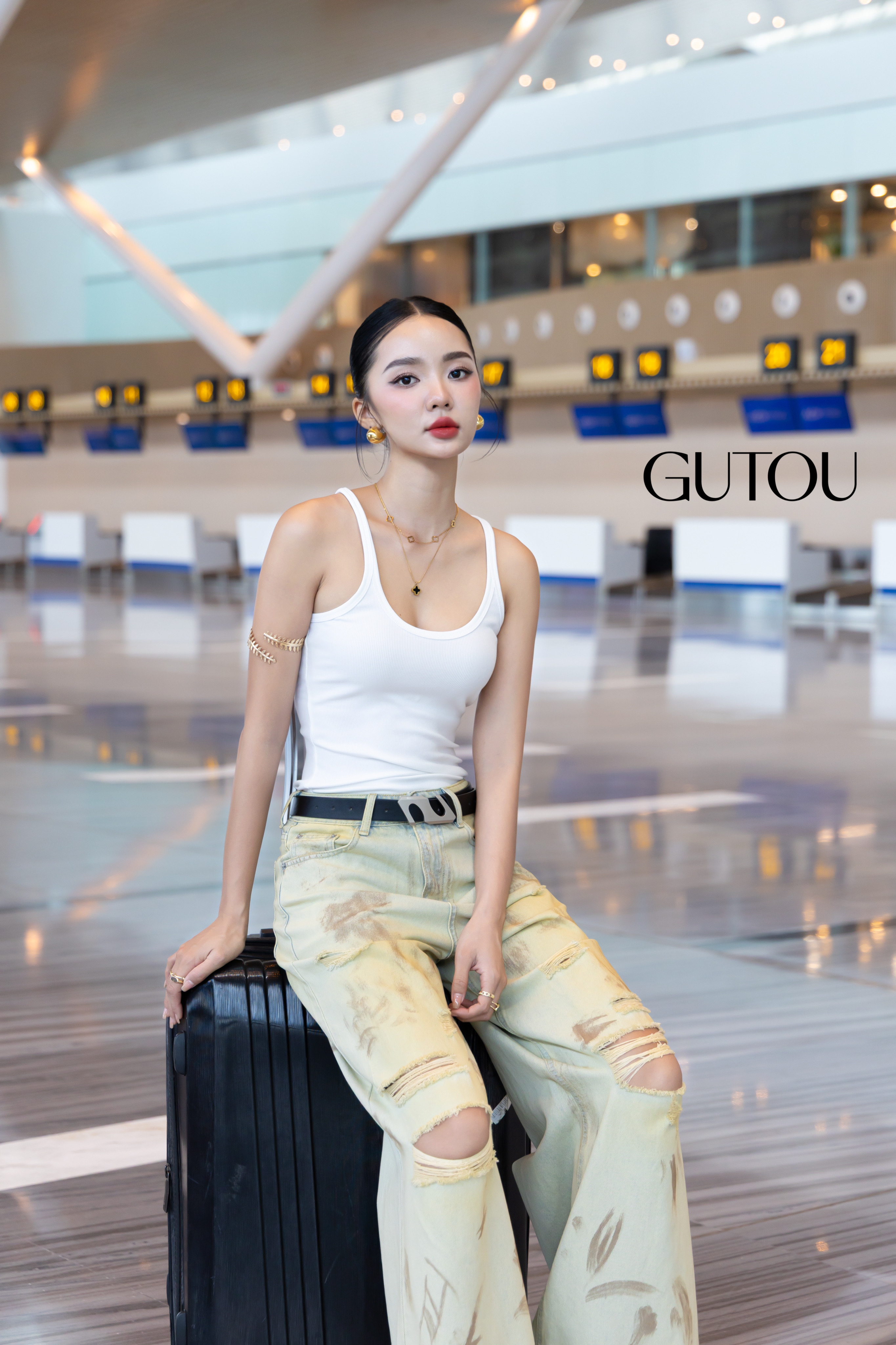 [ GUTOU ] Quần Jean Suông Rách Gối Street Style_thumbnail_4