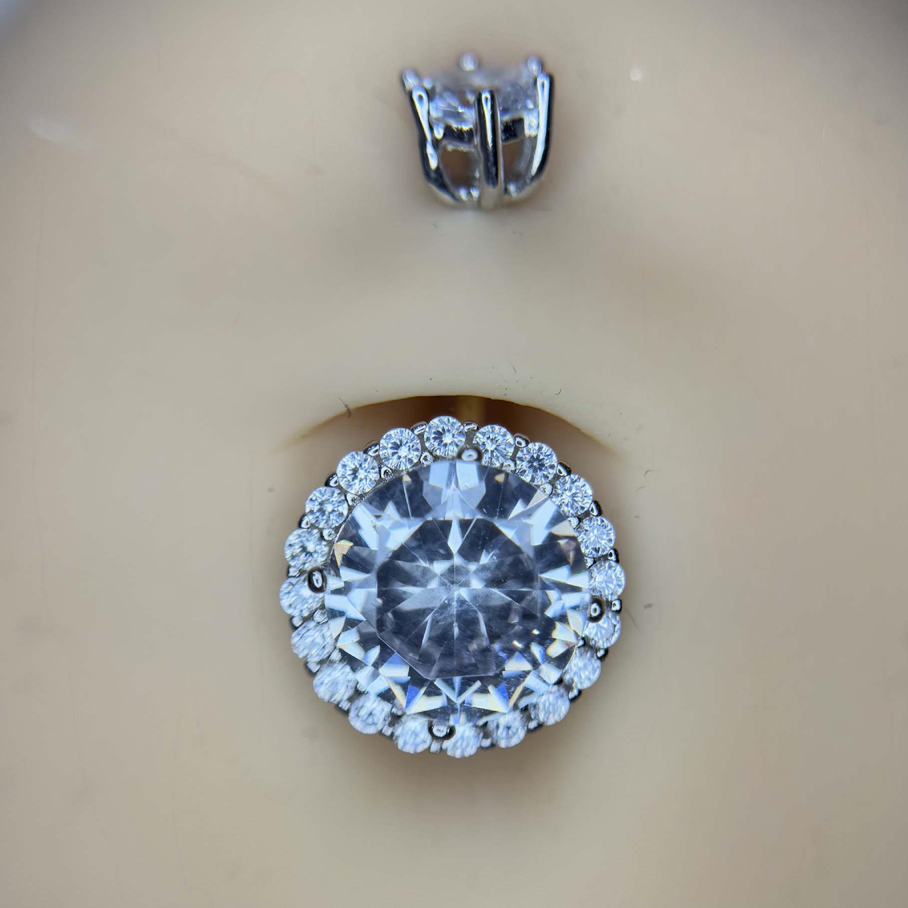 rốn bạc xi bạch kim đá chấu tròn viền kim cương to _thumbnail_1