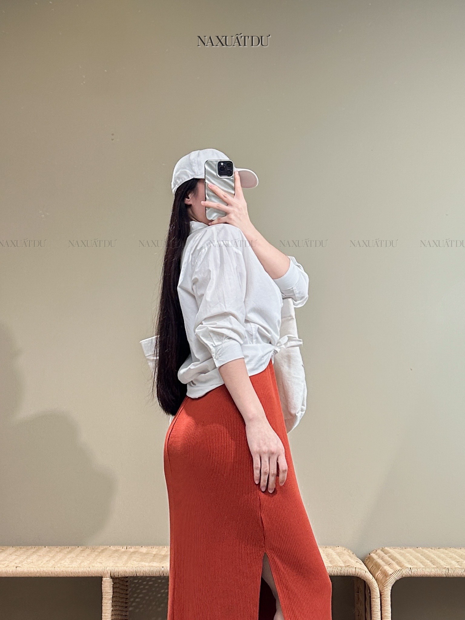 Đầm dài suông xẻ tà nữ 