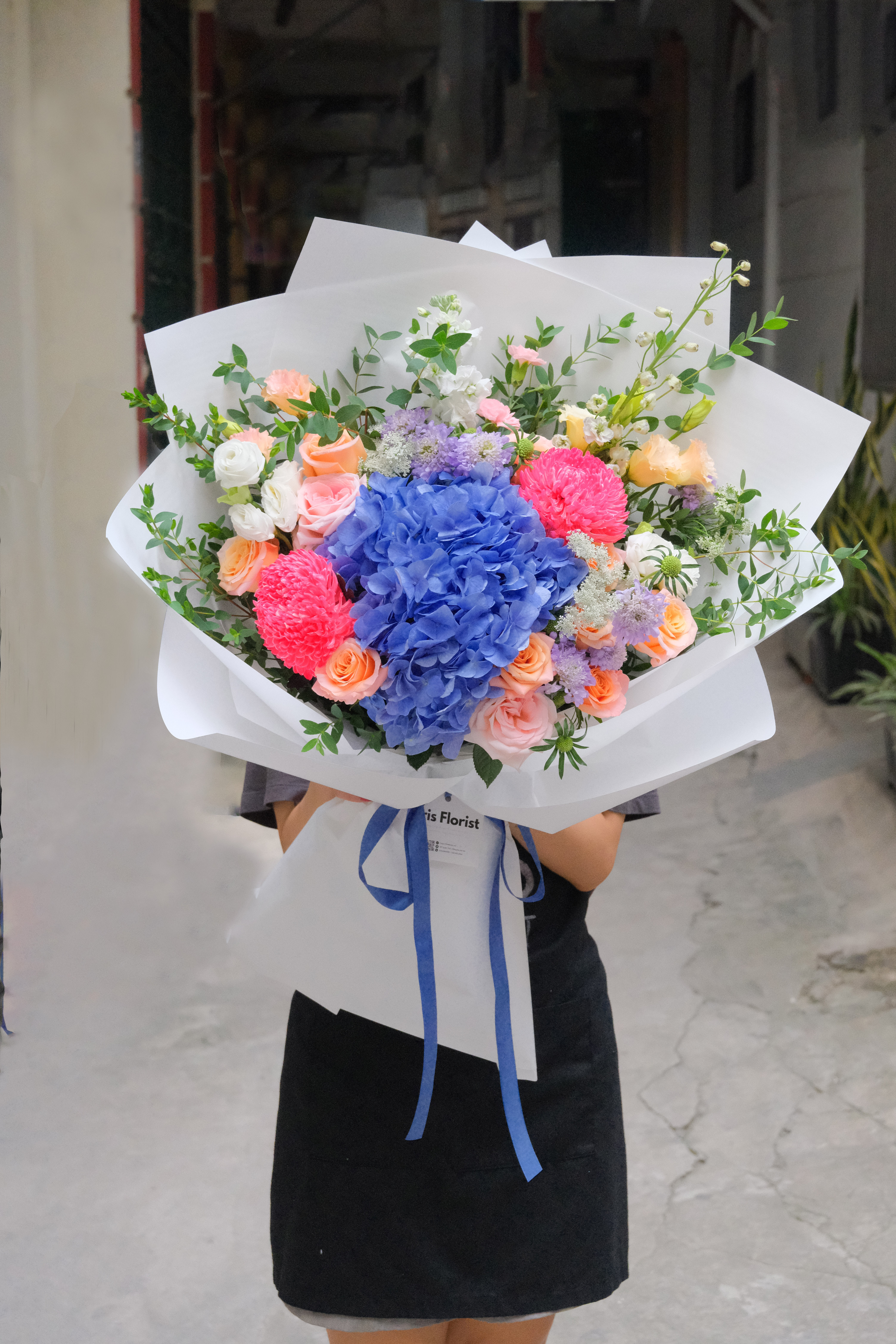 Bó hoa Tú cầu xanh mix cúc mẫu đơn và hoa phụ (Size L)