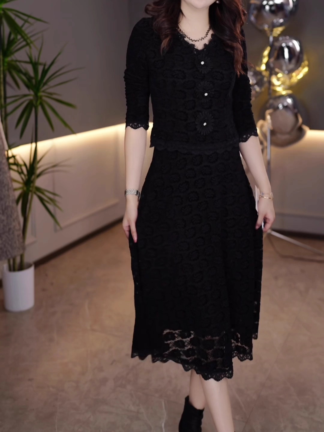 19193-Đầm ren liền  tay dài  giả rời cách điệu  ( ren  lót)_thumbnail_1