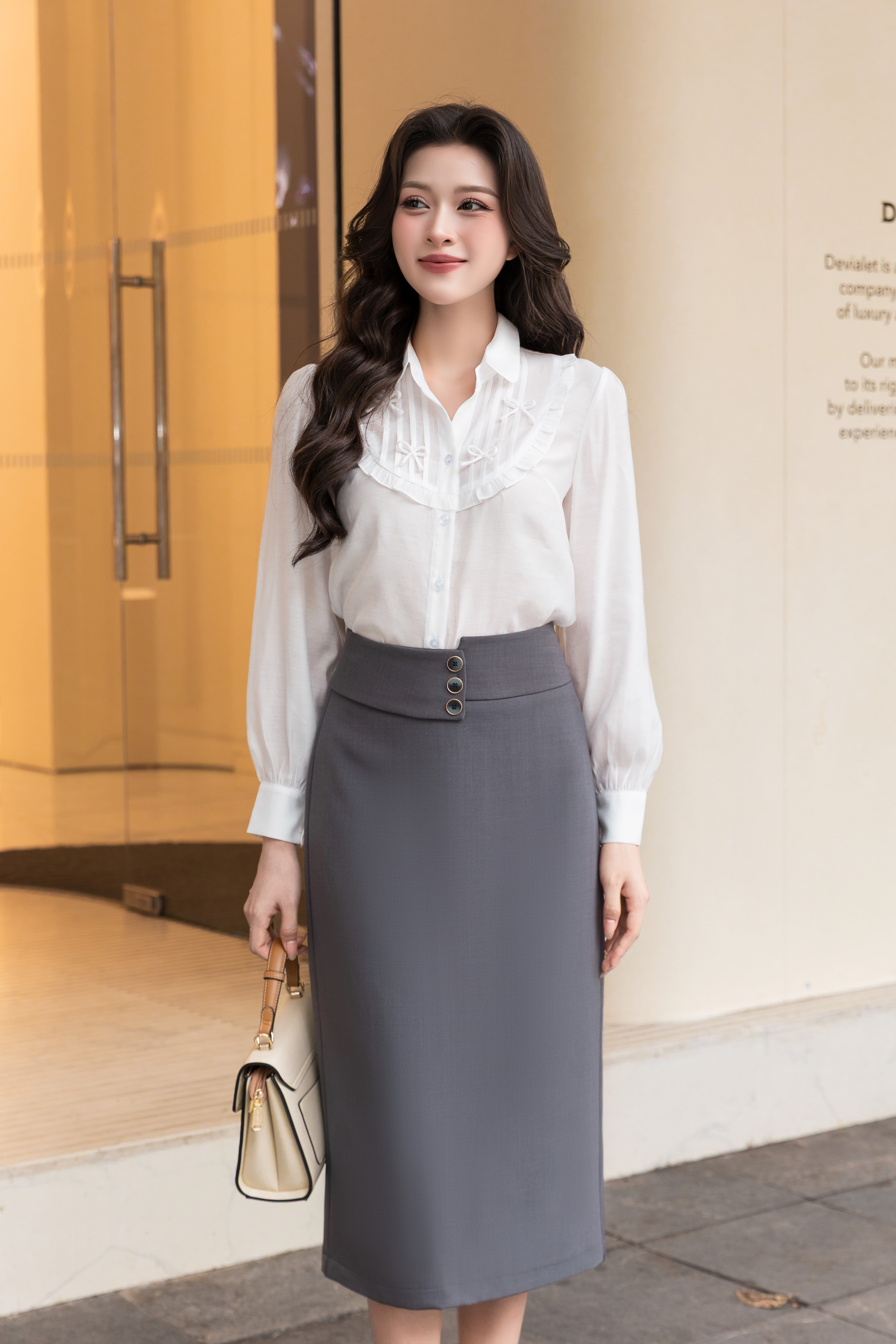 Áo sơ mi bèo ngực đính nơ A4200