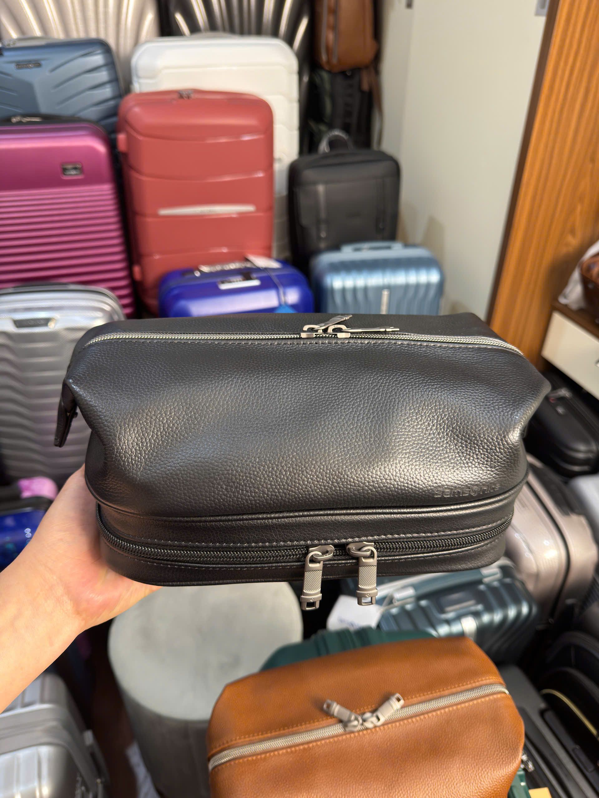 Túi đựng đồ cá nhân Samsonite da thật