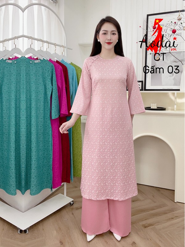 Cách tân Gấm 03 màu Hồng phấn cổ tròn tay lỡ dáng suông