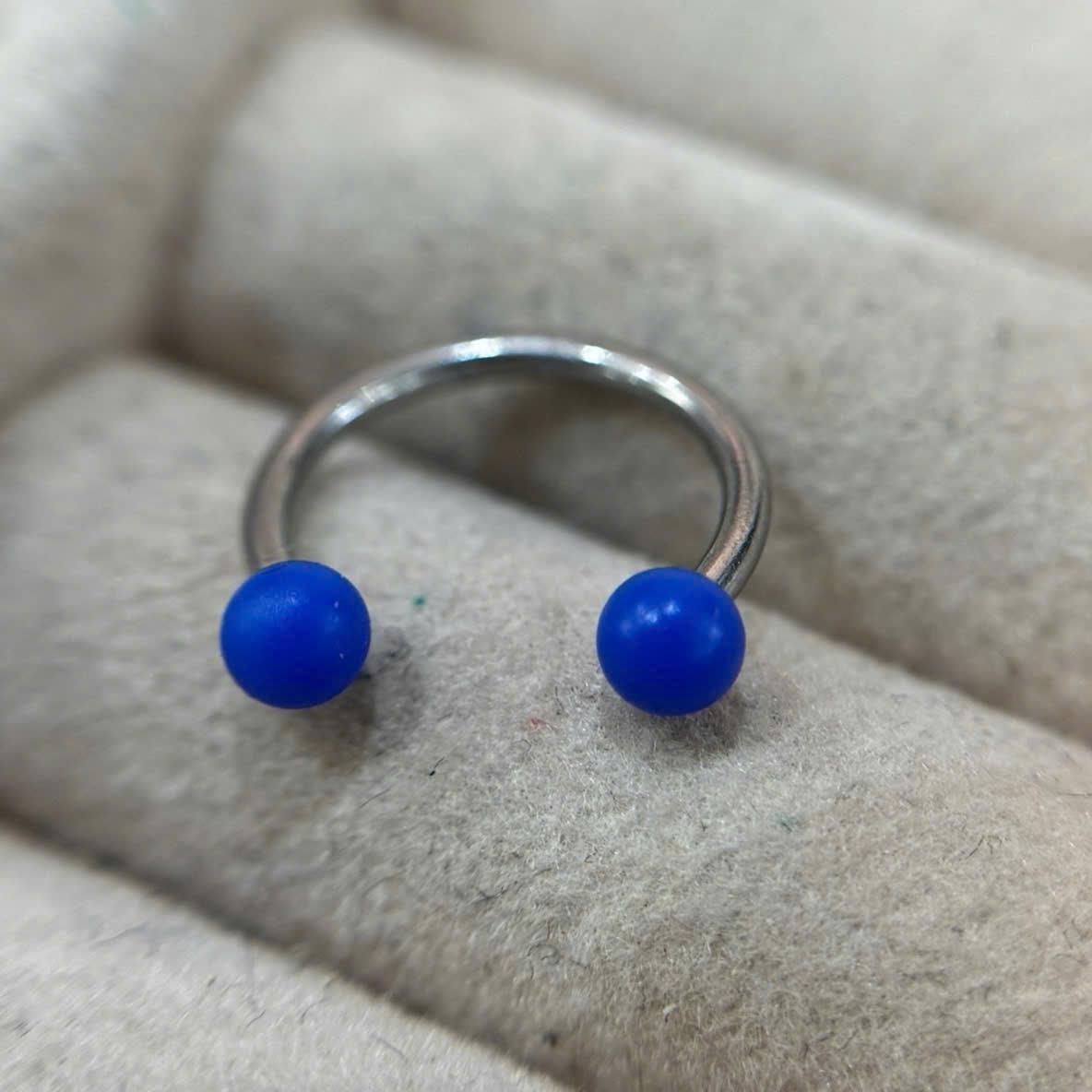 Septum xanh dương nhám.
