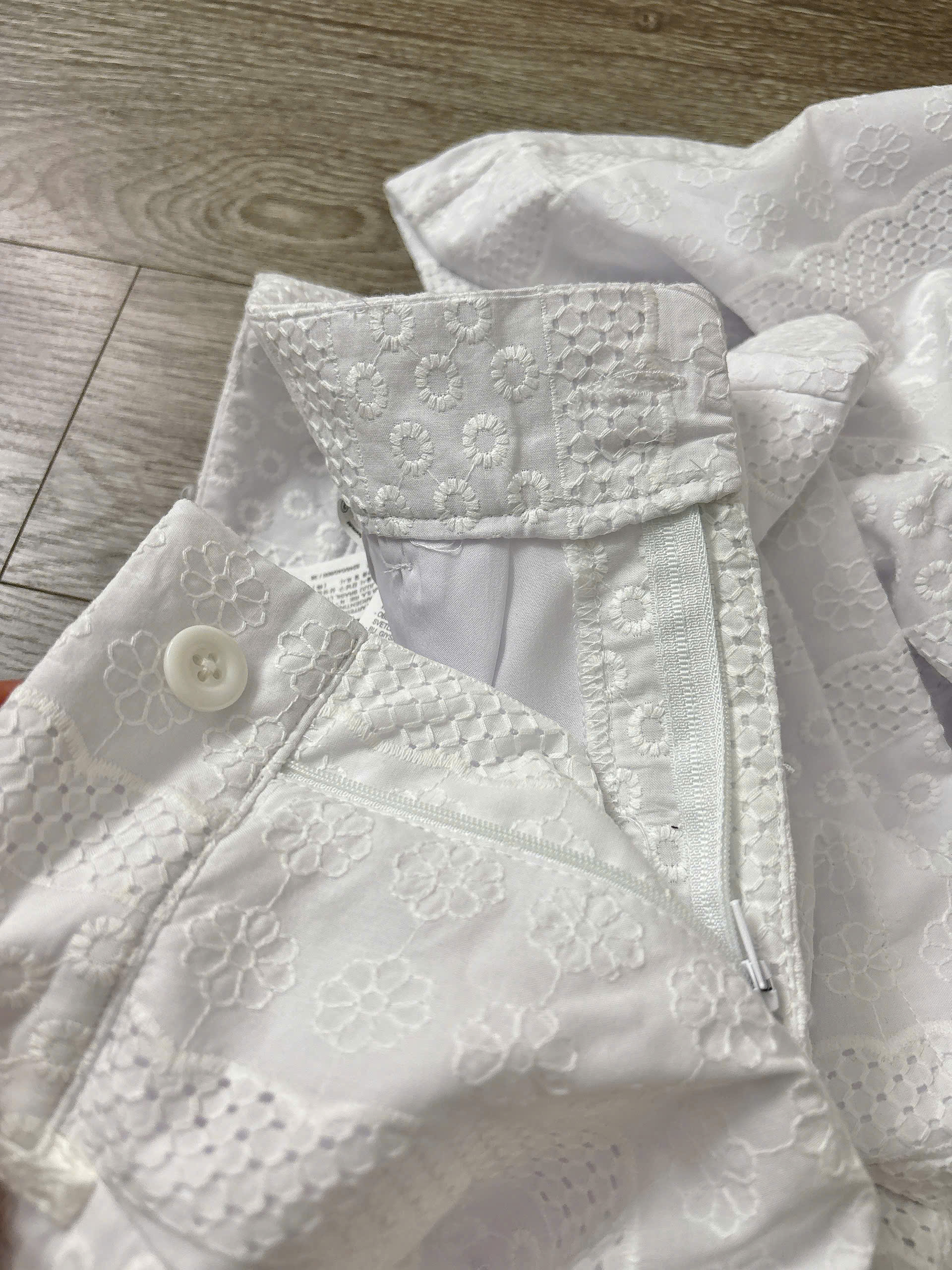 H99 QUẦN SHORT TRẮNG THÊU HOA_thumbnail_3