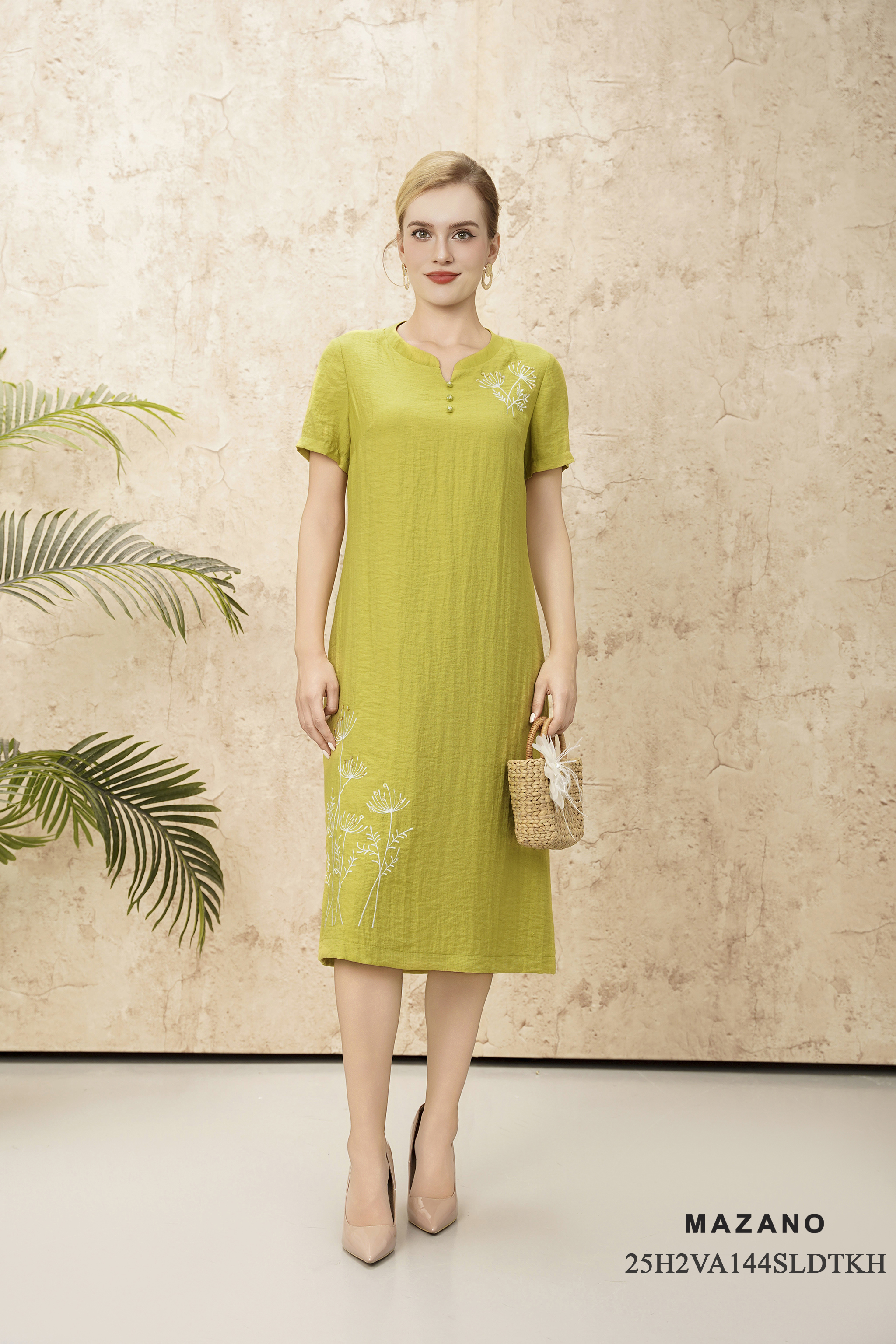 Váy Đầm Suông Vải linen lụa Thêu đính trang trí Cổ tàu cách điệu Tay ngắn Dài ngang bắp chân