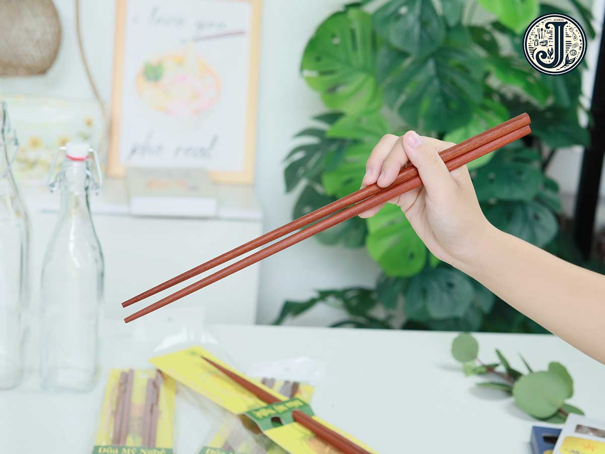 Bộ 2 đũa chiên xào gỗ xoay 33cm J000139