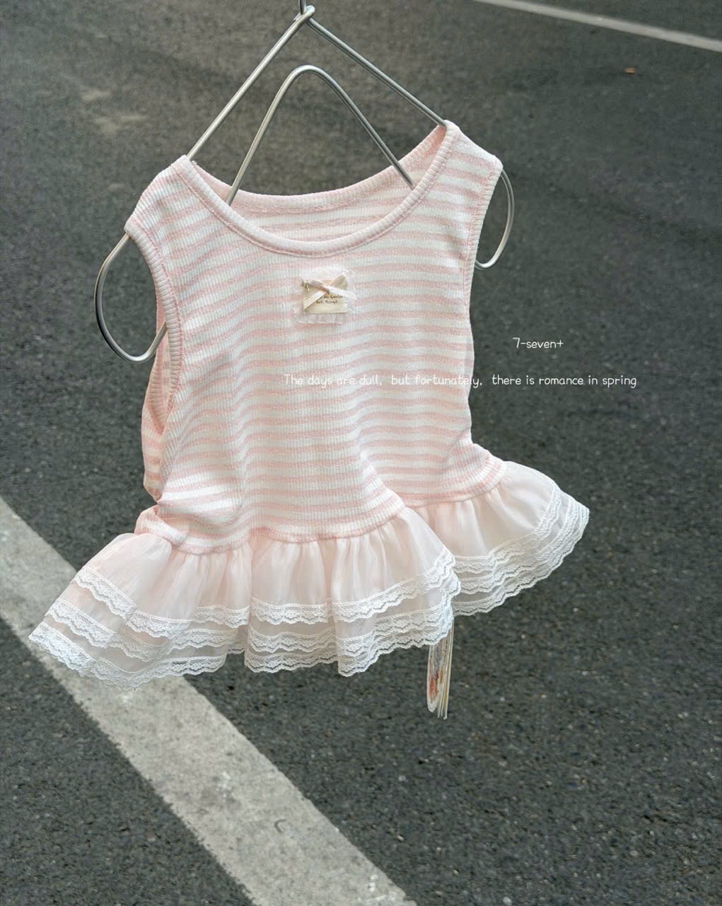 (H75) Áo thô sát nách kẻ hồng viền bèo hãng Seven_thumbnail_0