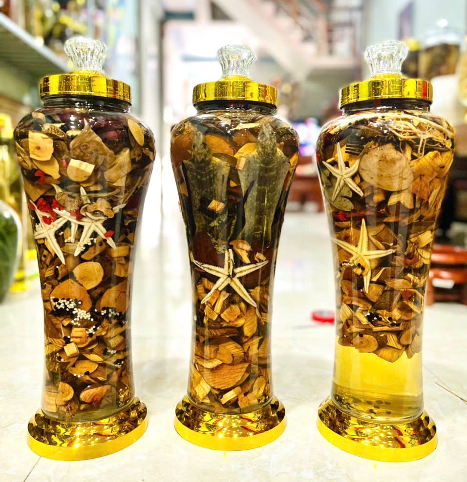 ROCKET – MINH MẠNG THANG – AMAKONG