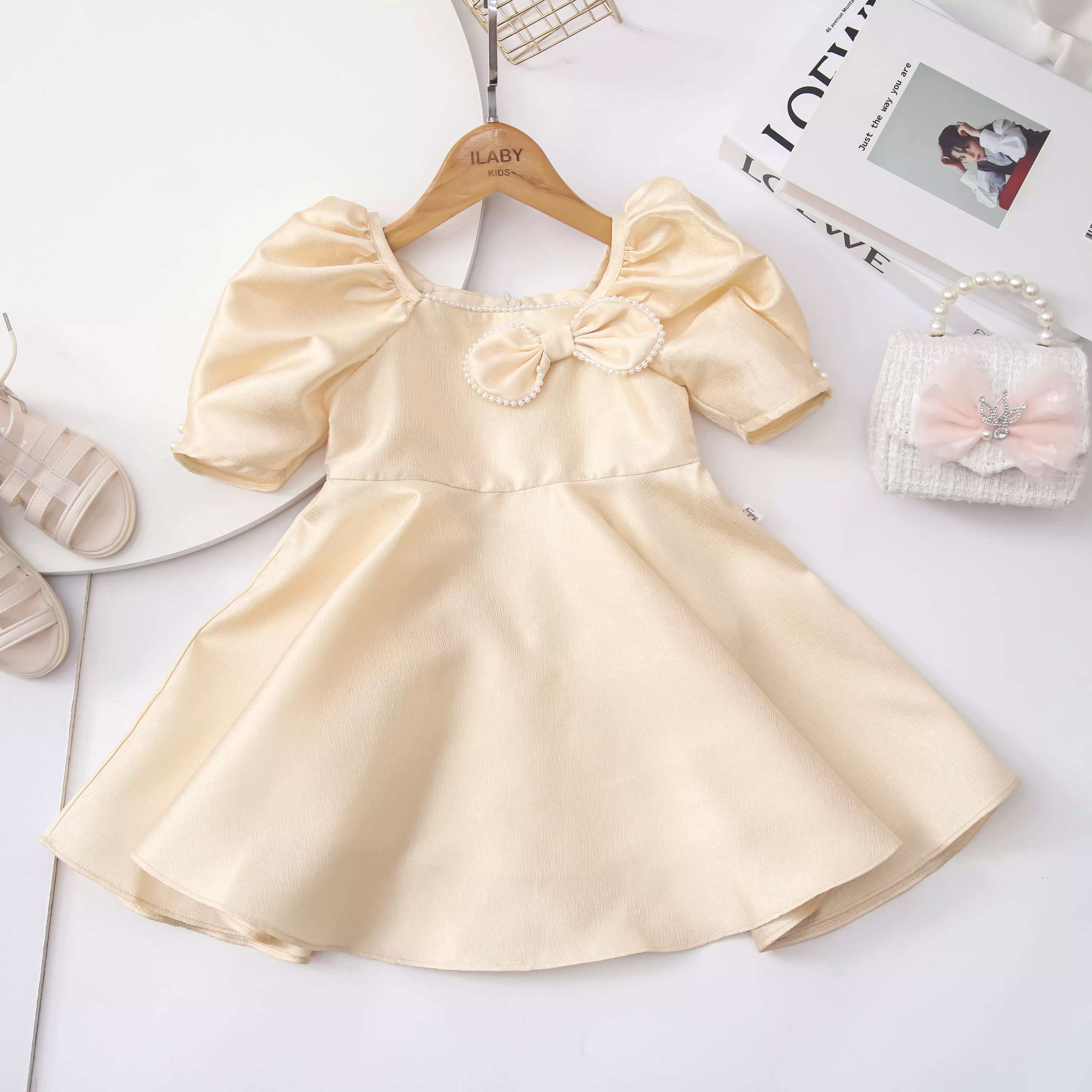 Váy tafta cổ vuông nơ ngực_thumbnail_5