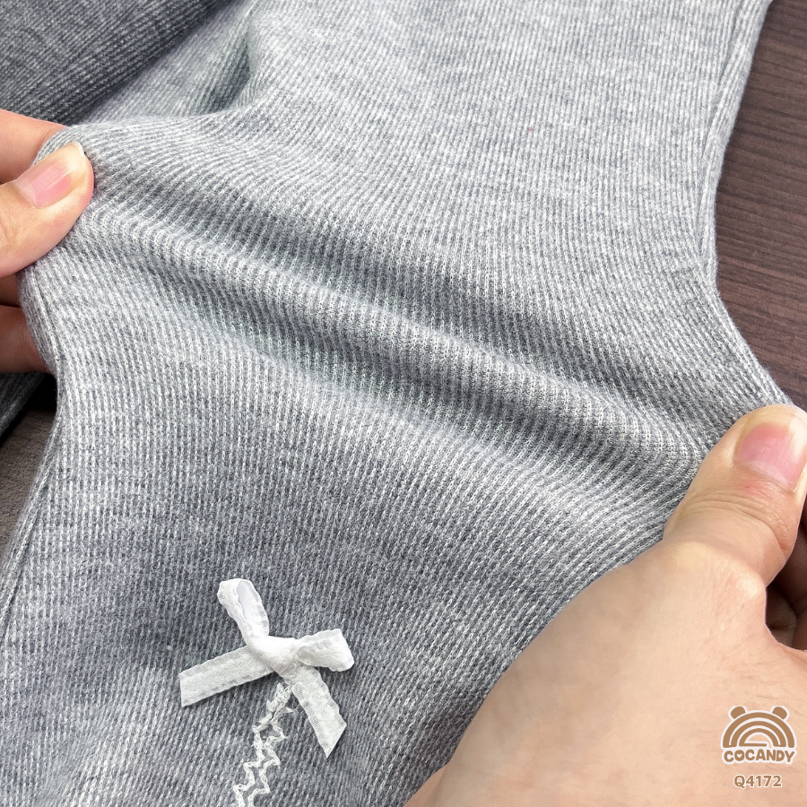 Quần legging dài XÁM NHẠT ống loe nhấn nơ_thumbnail_1