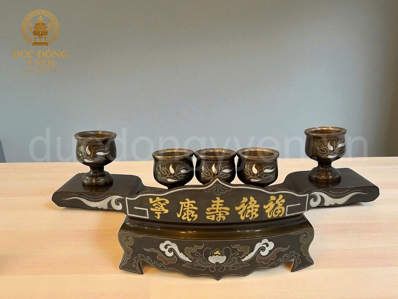 Ngai chén thờ 5 chén đúc  đồng đỏ khảm ngũ sắc cao cấp _thumbnail_1