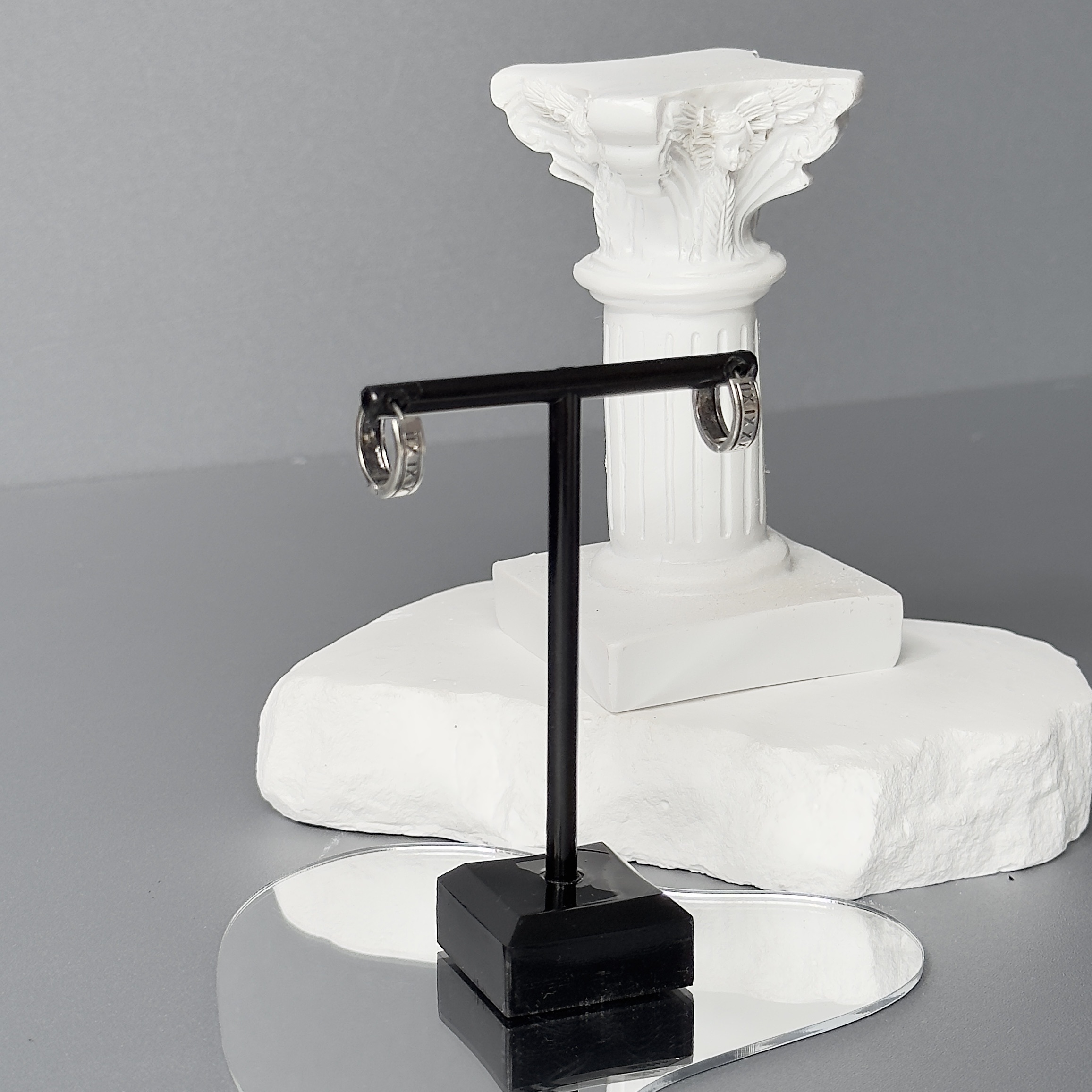 Roman Numerals Earring_thumbnail_1