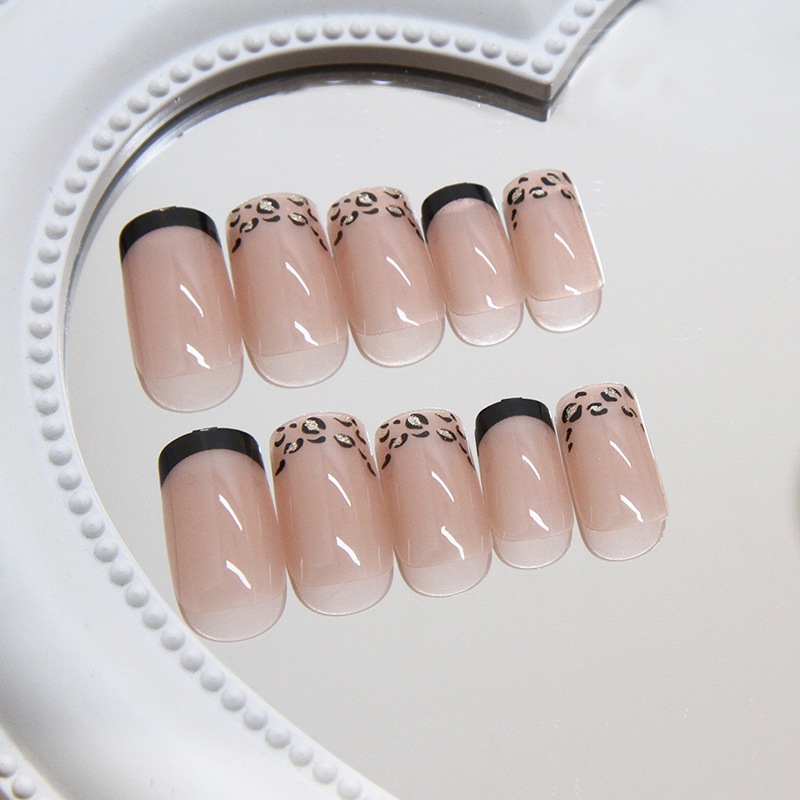 Nail 875_thumbnail_2