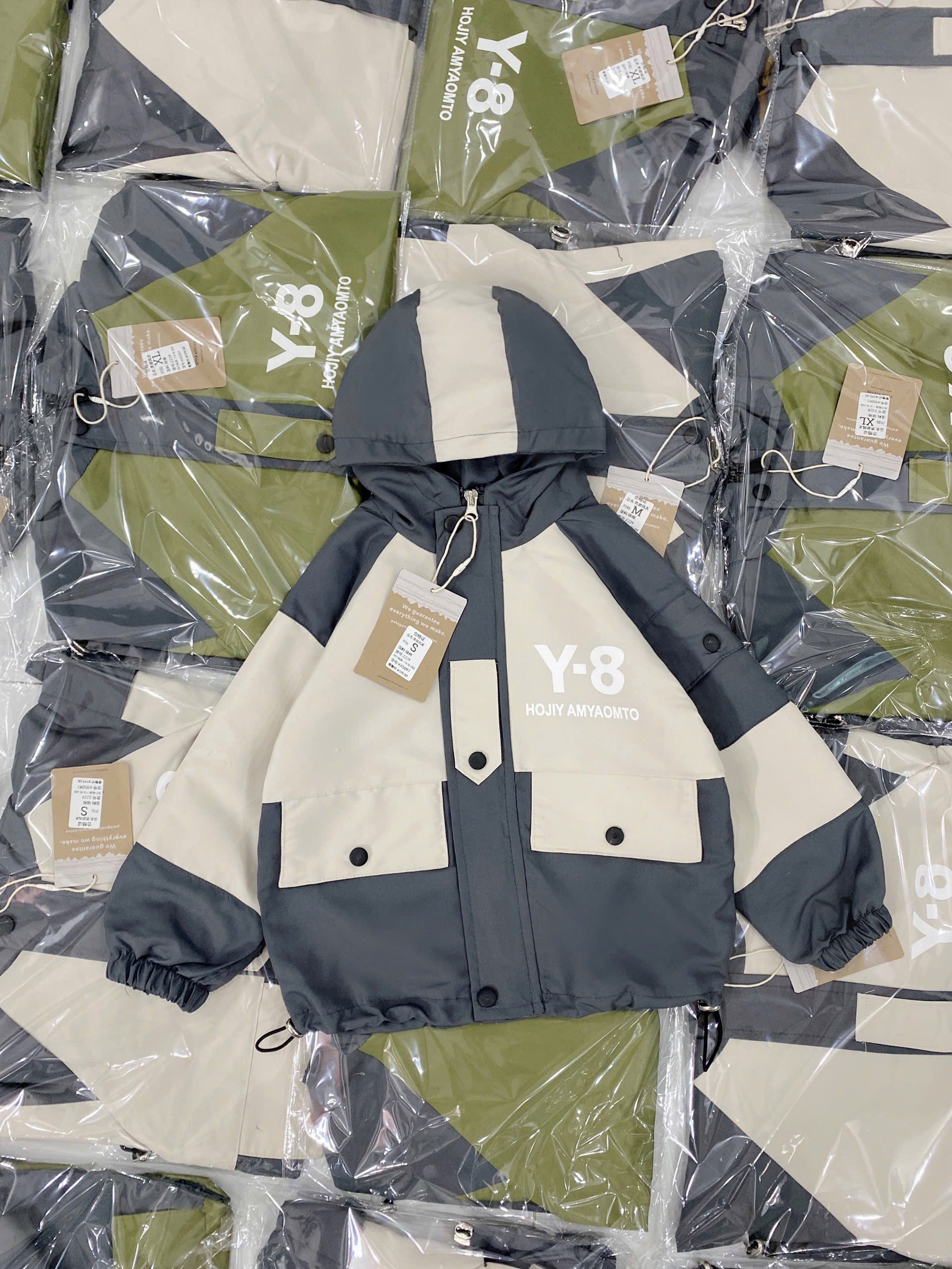 D42 ÁO KHOÁC Y-8- A106.185