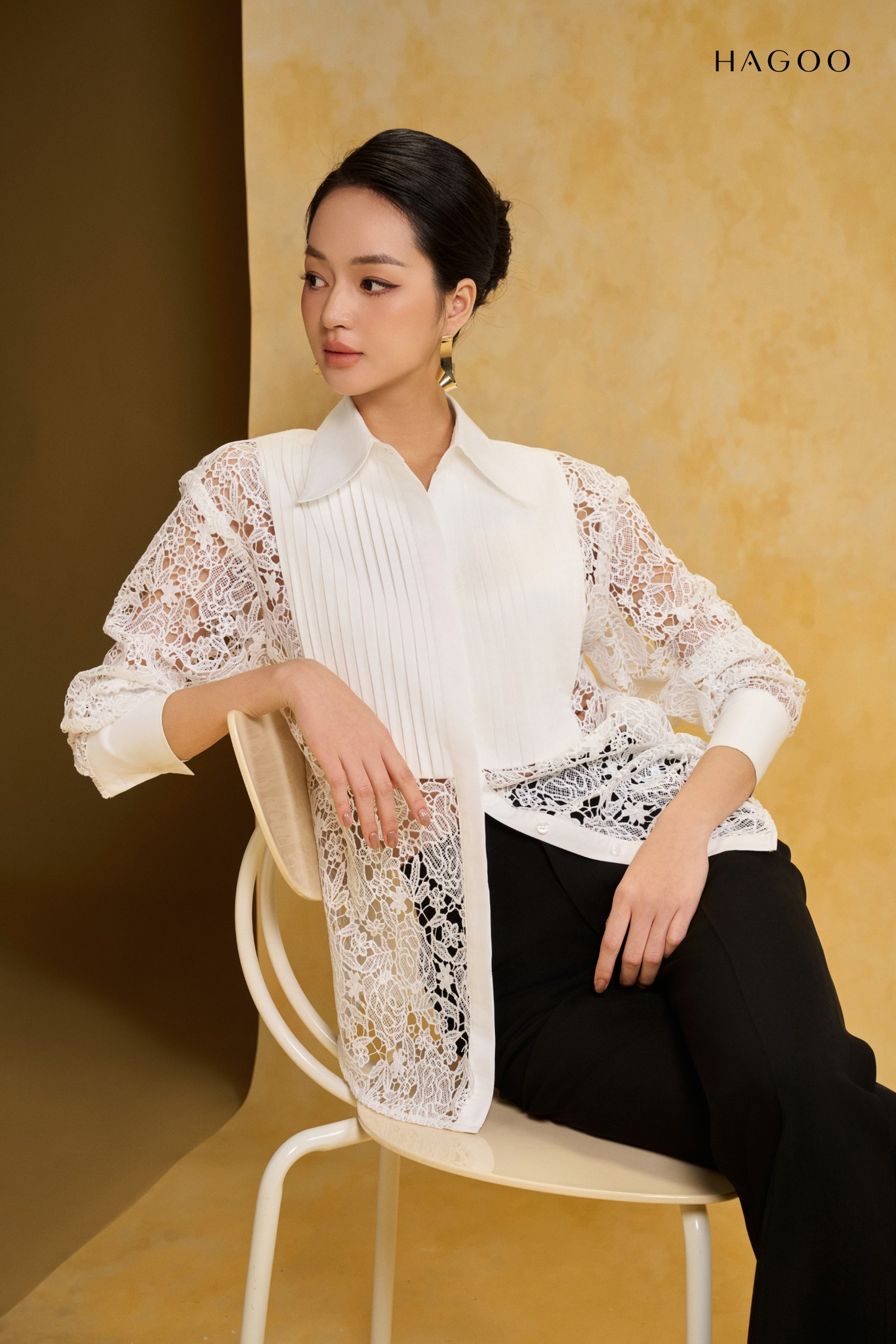 Áo sơ mi ren phối dập ly HAGOO_thumbnail_4