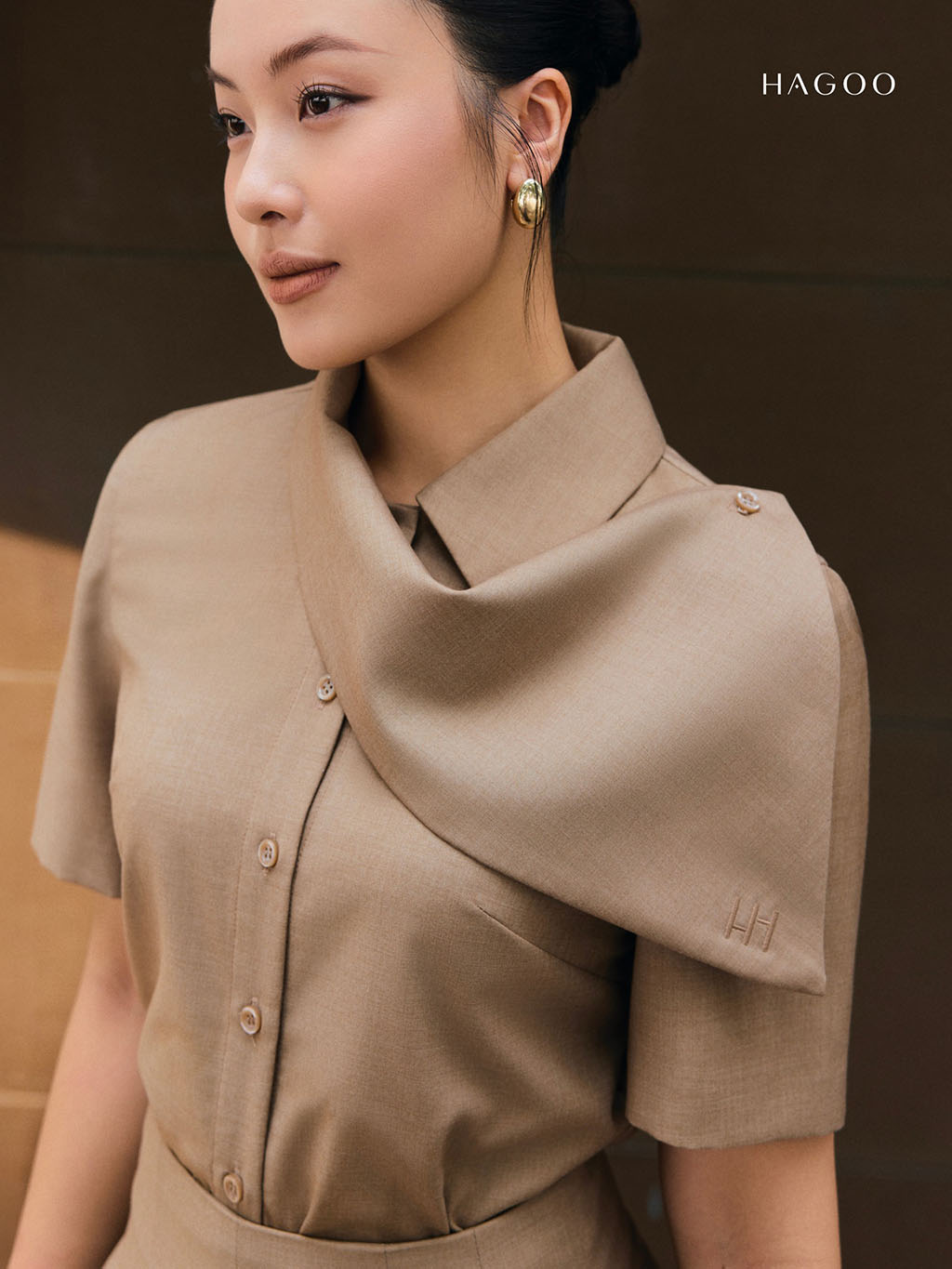 Set áo sơ mi vạt cổ quần suông HAGOO_thumbnail_2