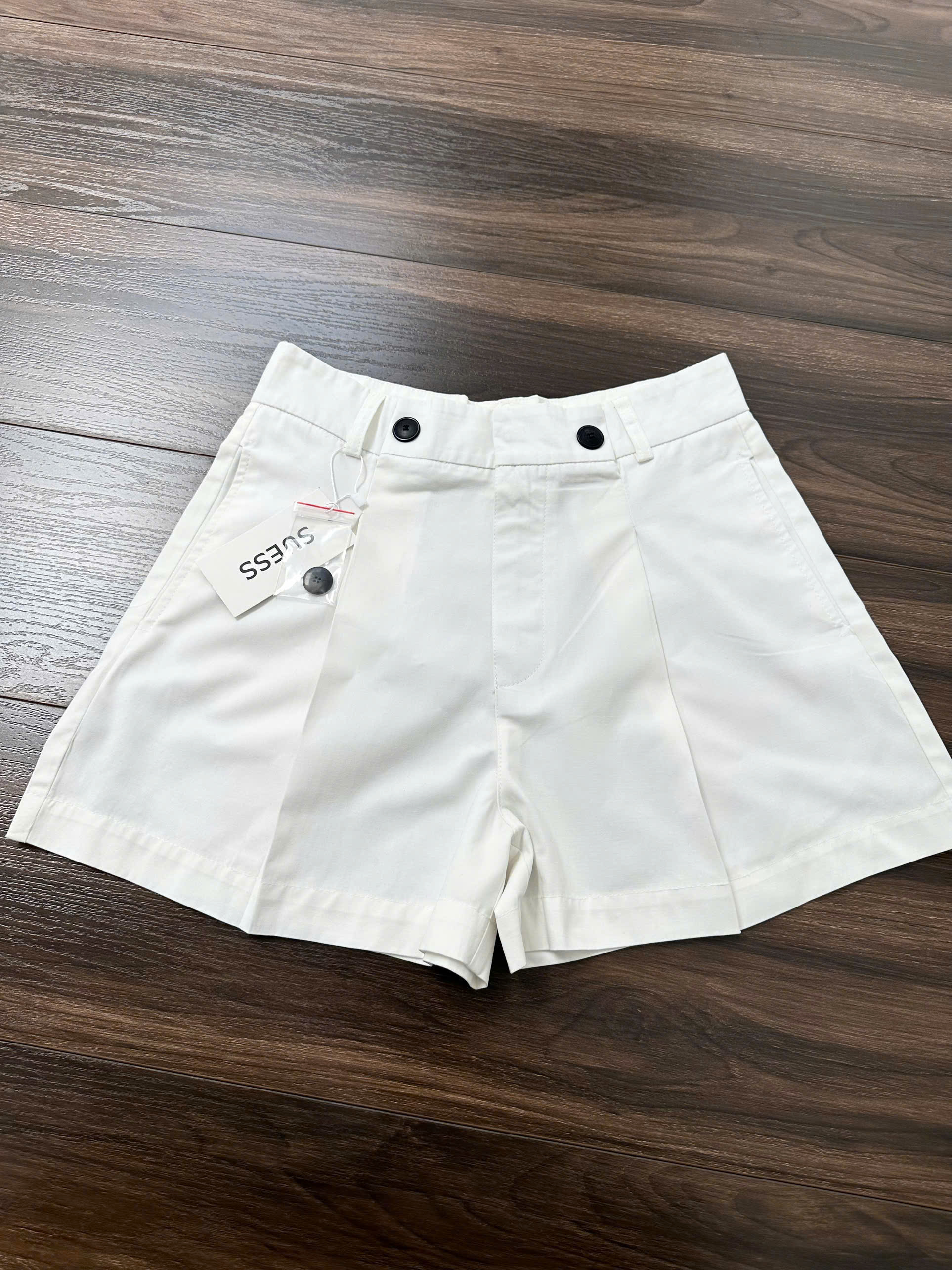 Quần đùi nữ Coton Q 2M ( TRẮNG )_thumbnail_2