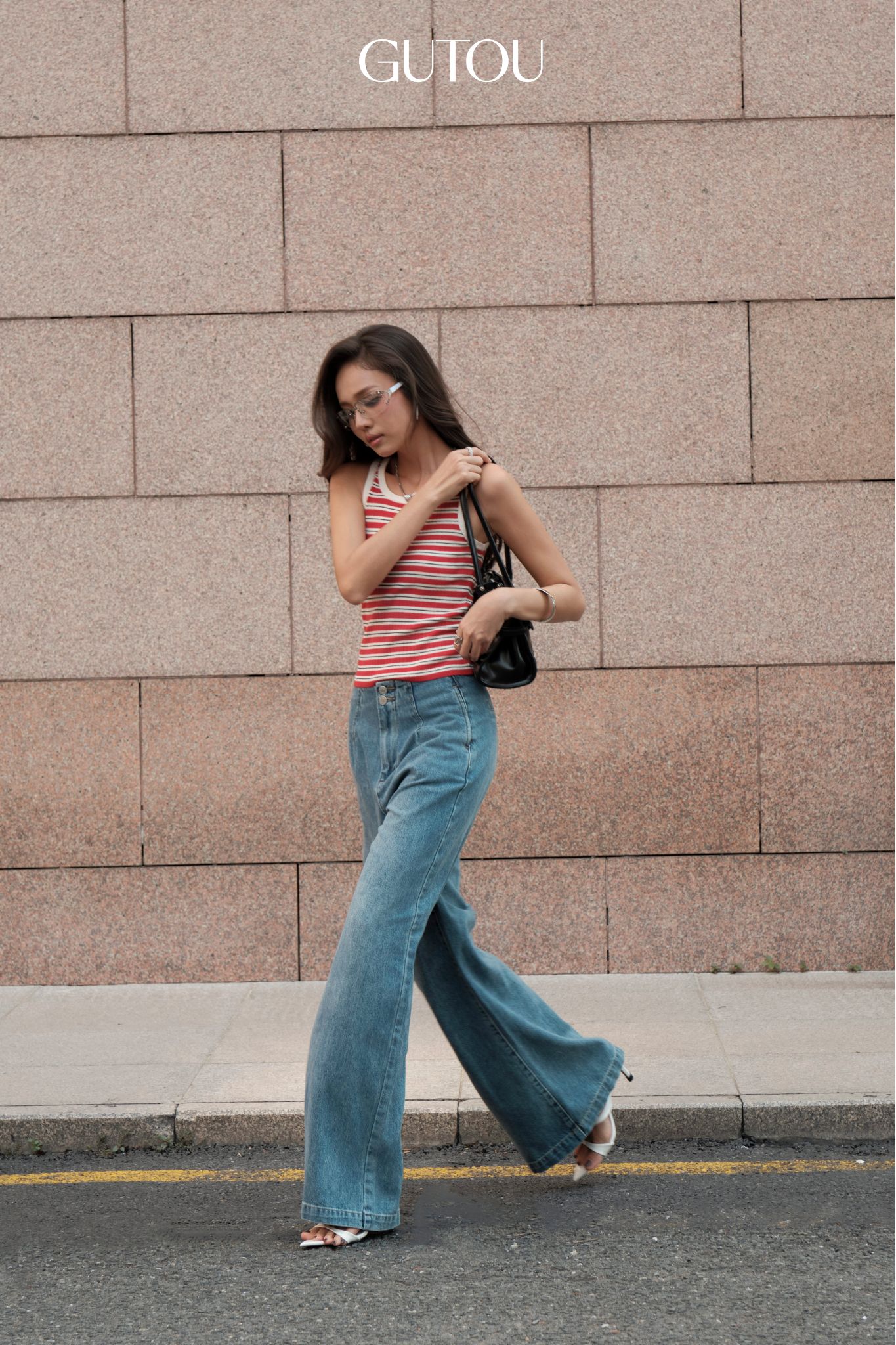 [ GUTOU ] Quần Jeans Suông Mabel (Hai Nút)_thumbnail_3