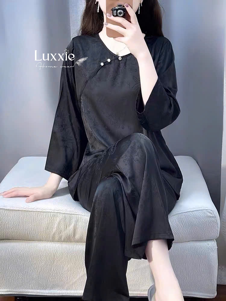 N120 Pijama lụa QCCC màu đen phong cách Trung Hoa
