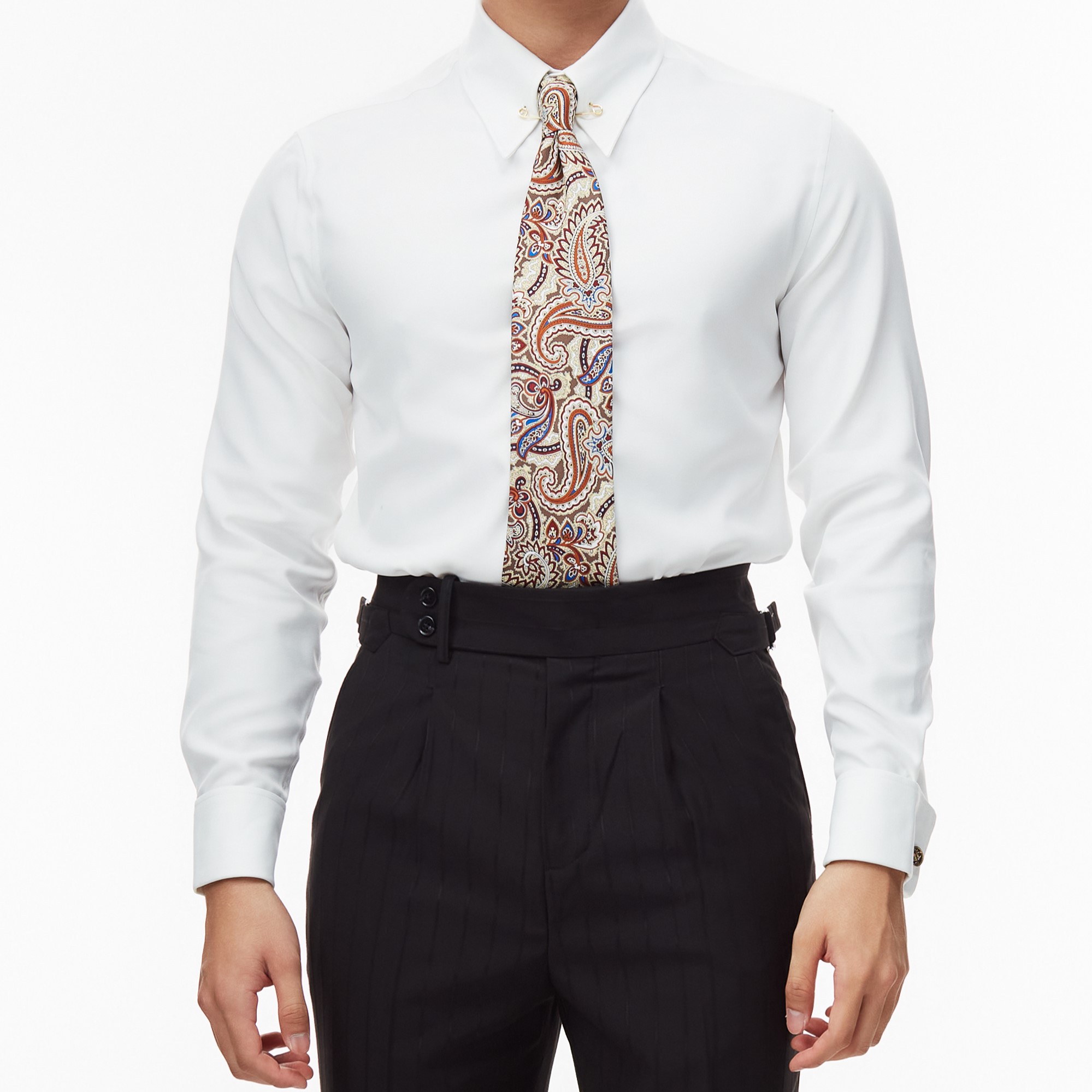 3 Lý Do Sơ Mi Body Fit: Tôn Dáng, Nhưng Liệu Bạn Có Phù Hợp?