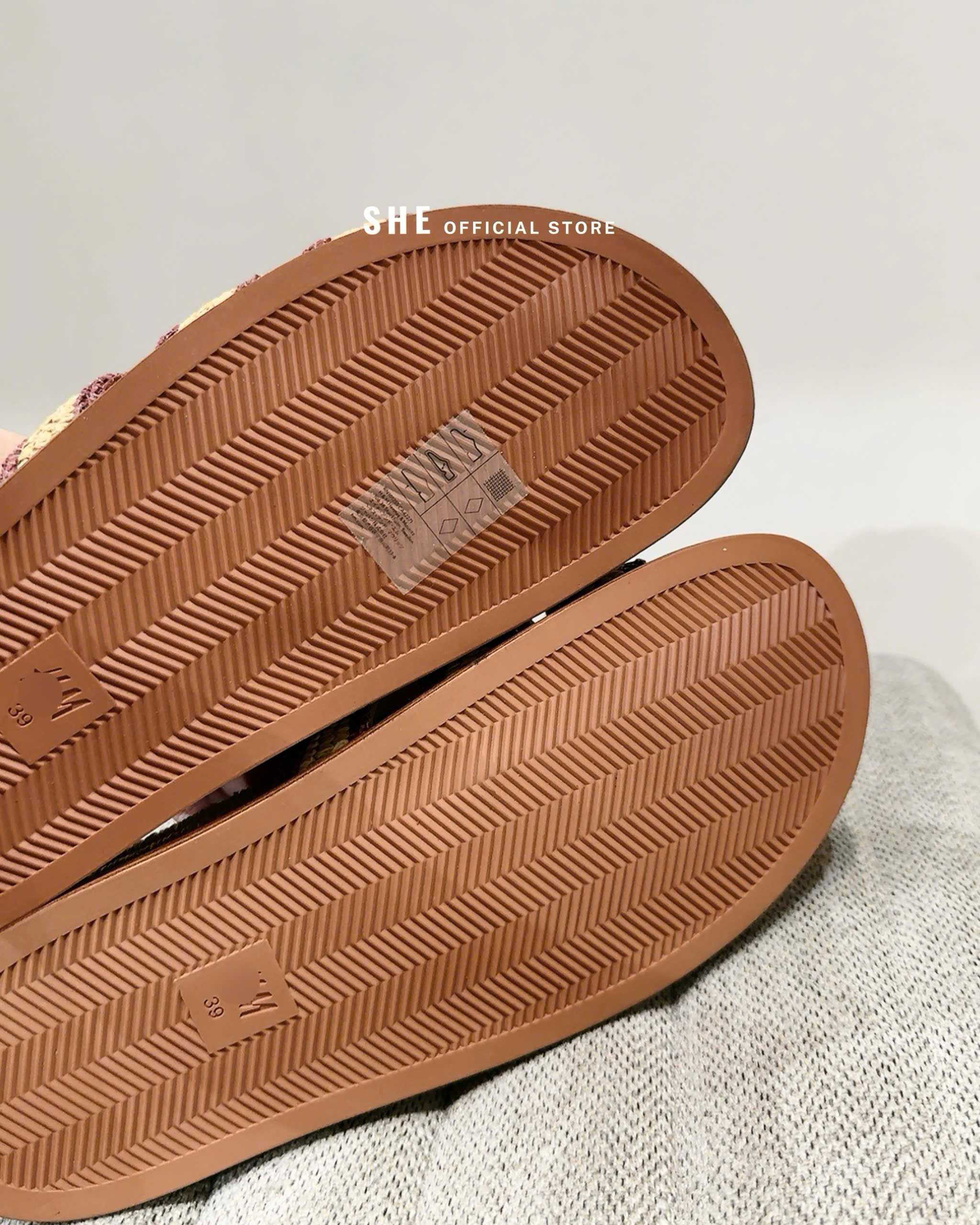 H713 DÉP HM_thumbnail_2