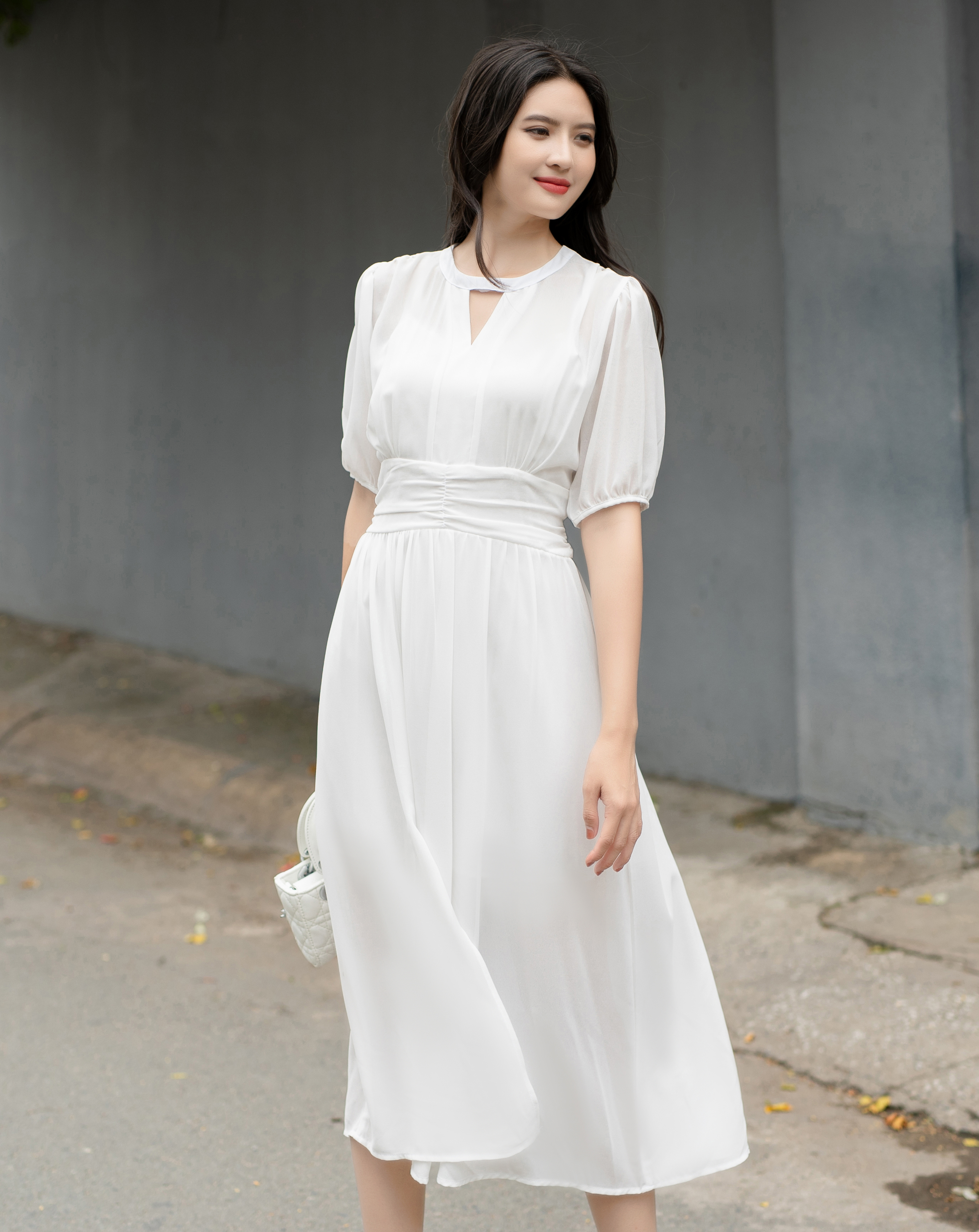 Đầm voan xòe cổ giọt nước xẻ tà xinh xắn_thumbnail_7