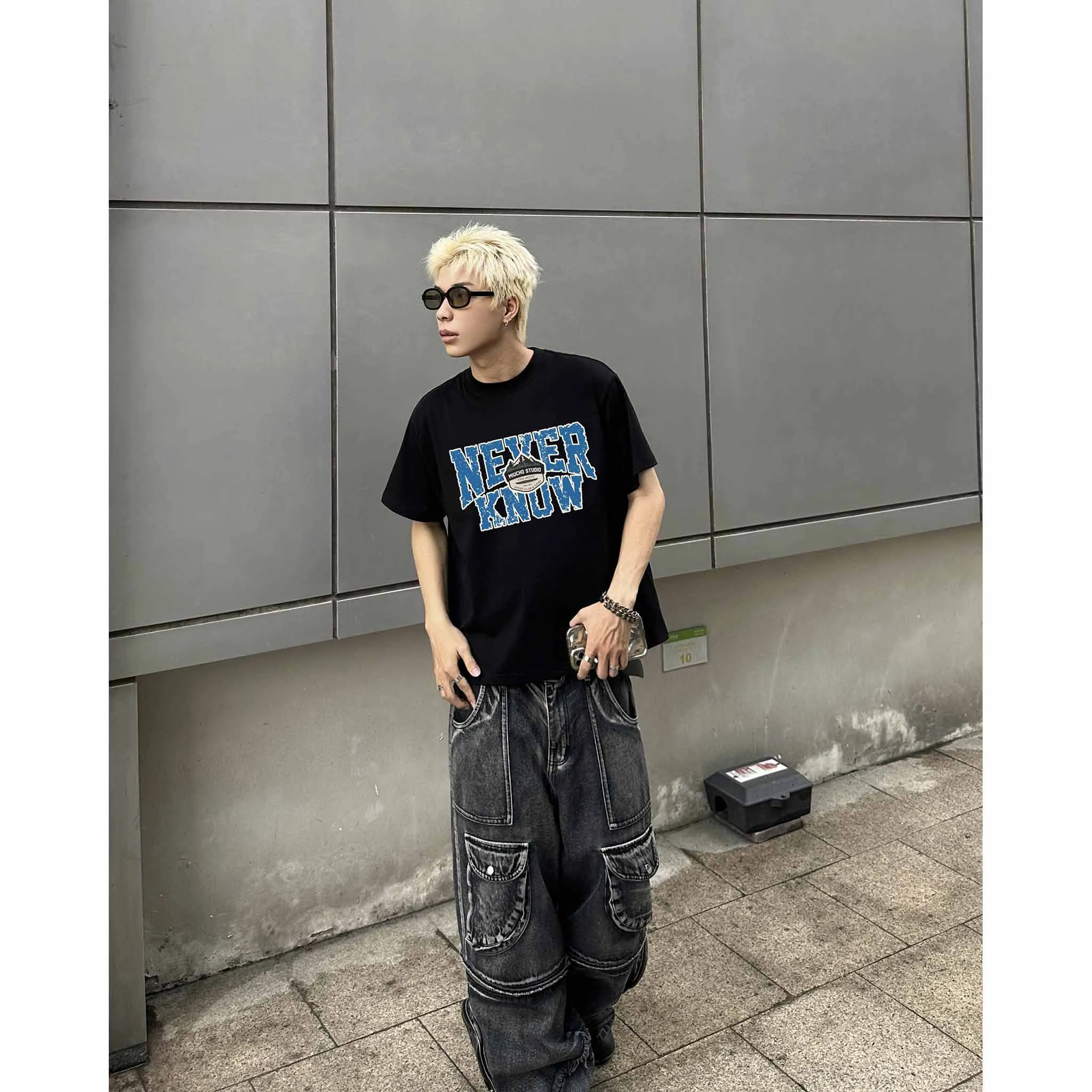 Áo thun boxy cặp đôi street style 2551 Miucho vải cotton thoáng mát tay ngắn cổ tròn in mix_thumbnail_3