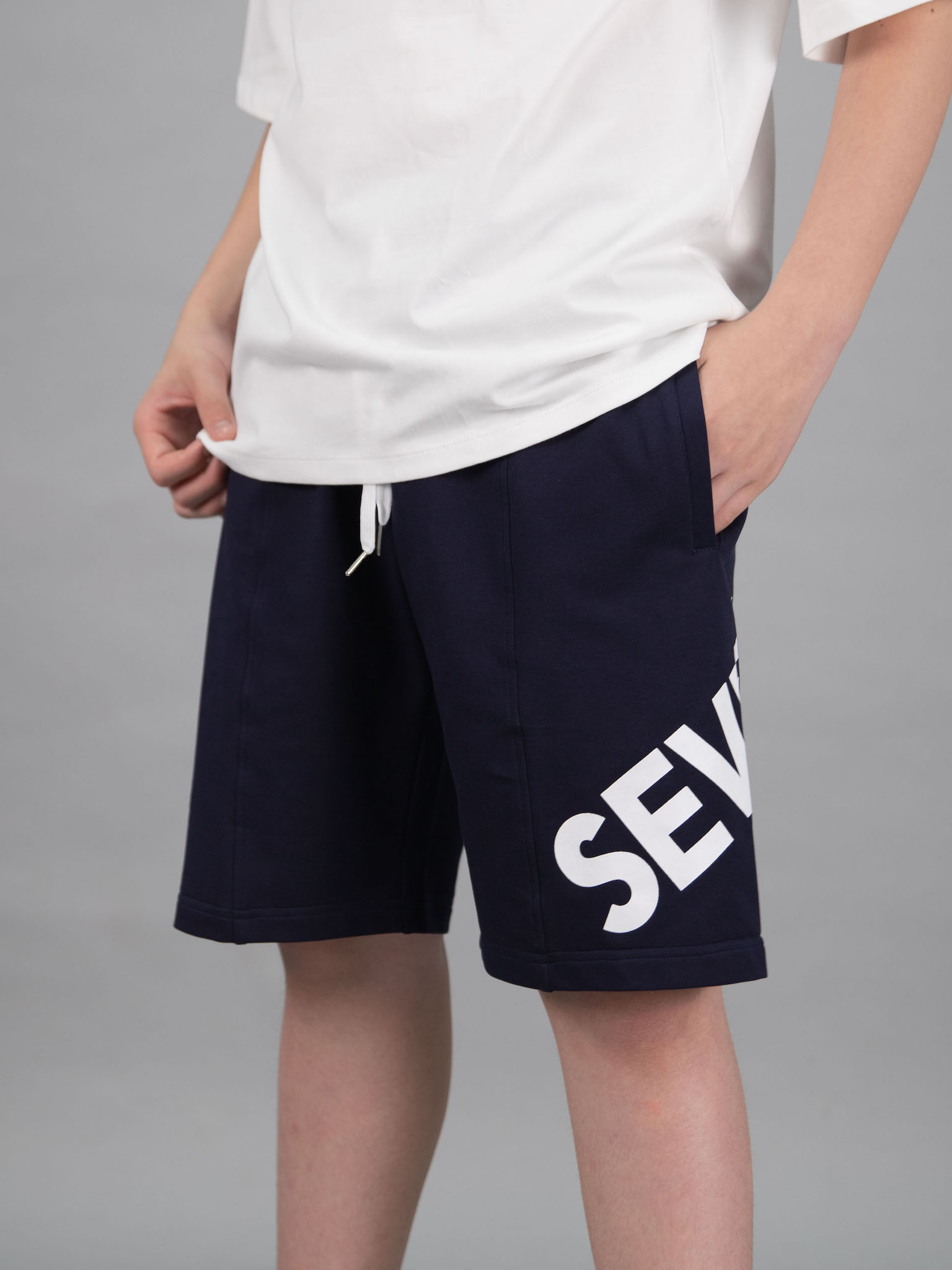 Quần short da cá navy SEVEN_thumbnail_2