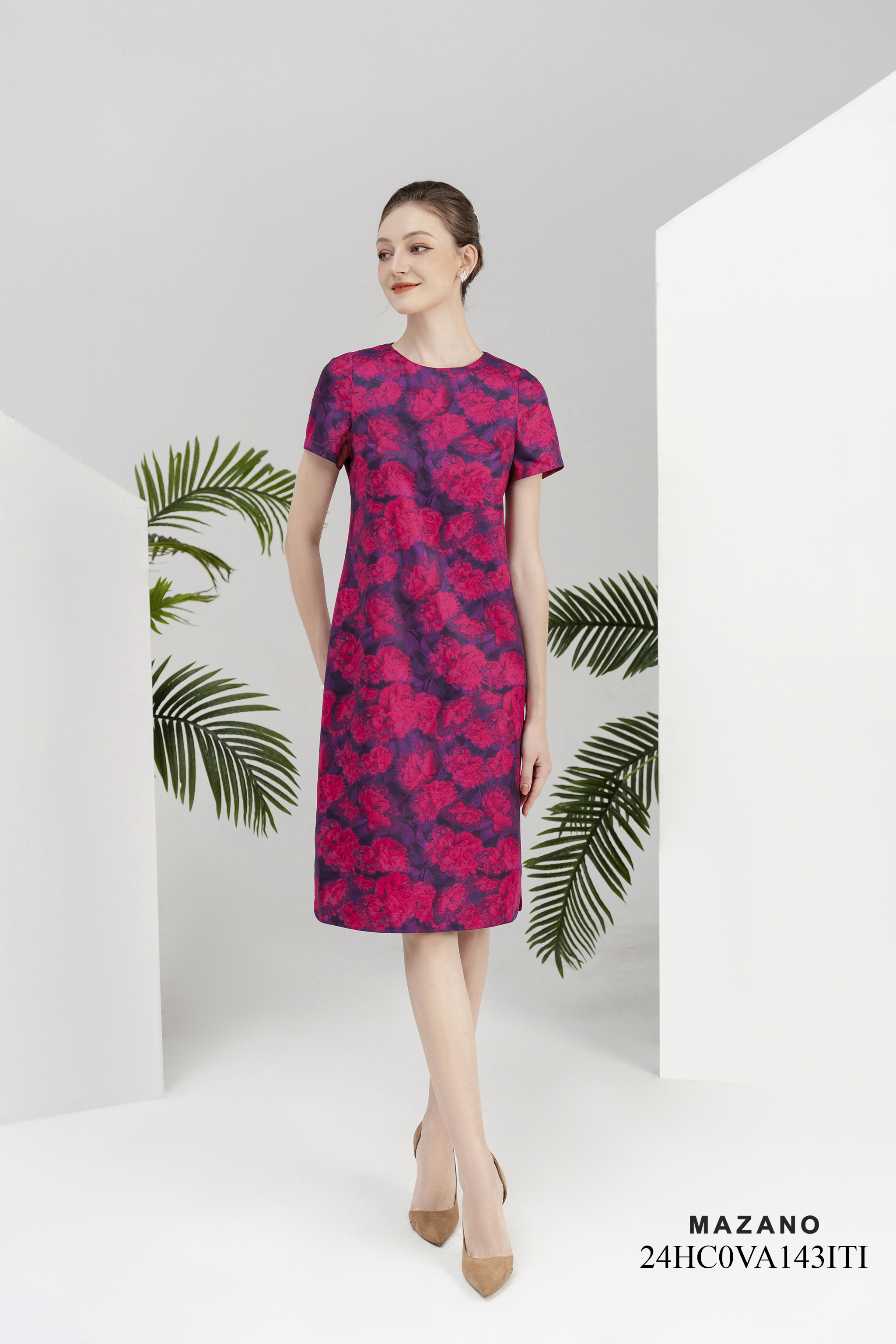 Váy Đầm Suông Vải thô mỏng Hoạ tiết hoa cách điệu Cổ tròn Tay ngắn Dài qua gối