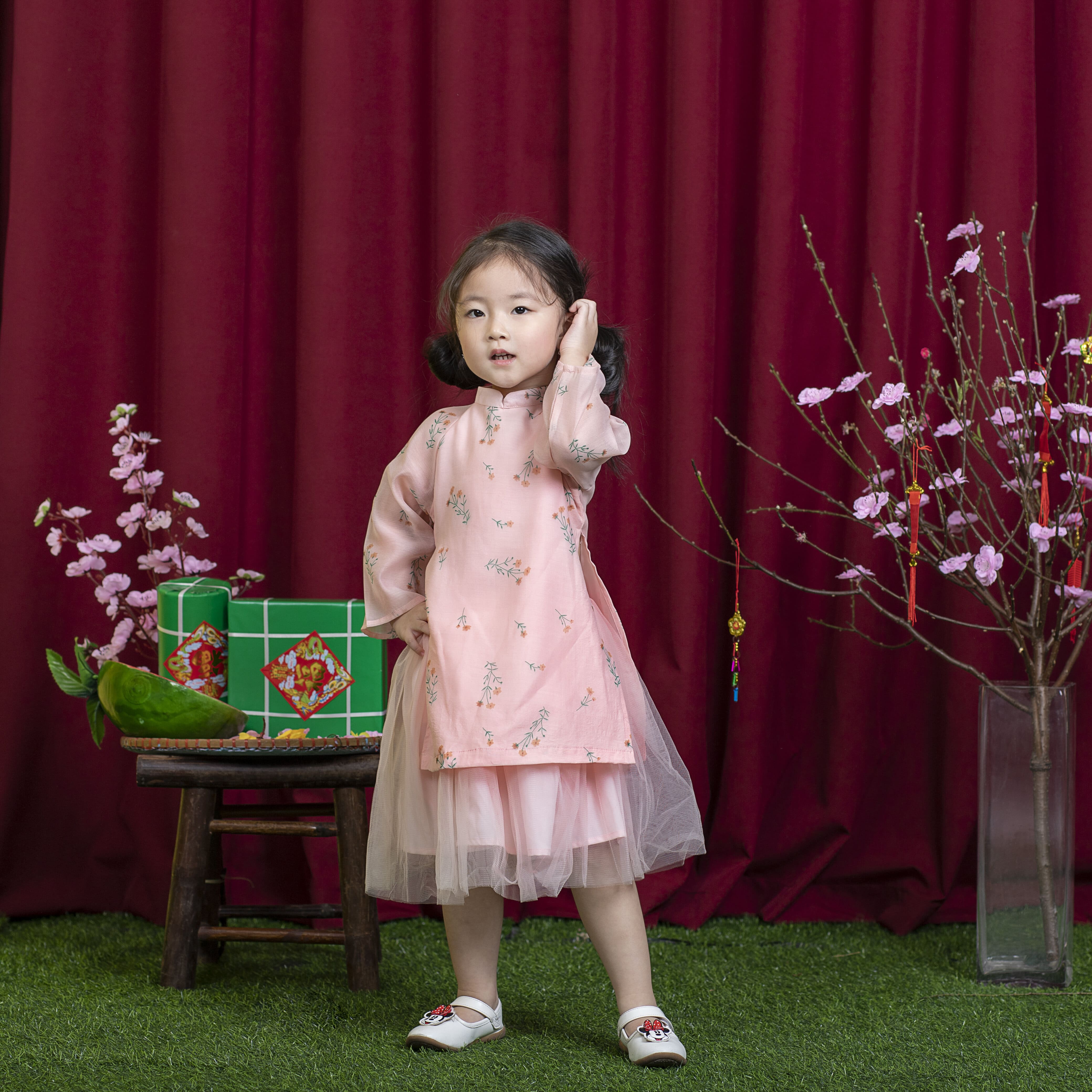 Set áo dài tơ hoa kèm chân váy tutu_thumbnail_1