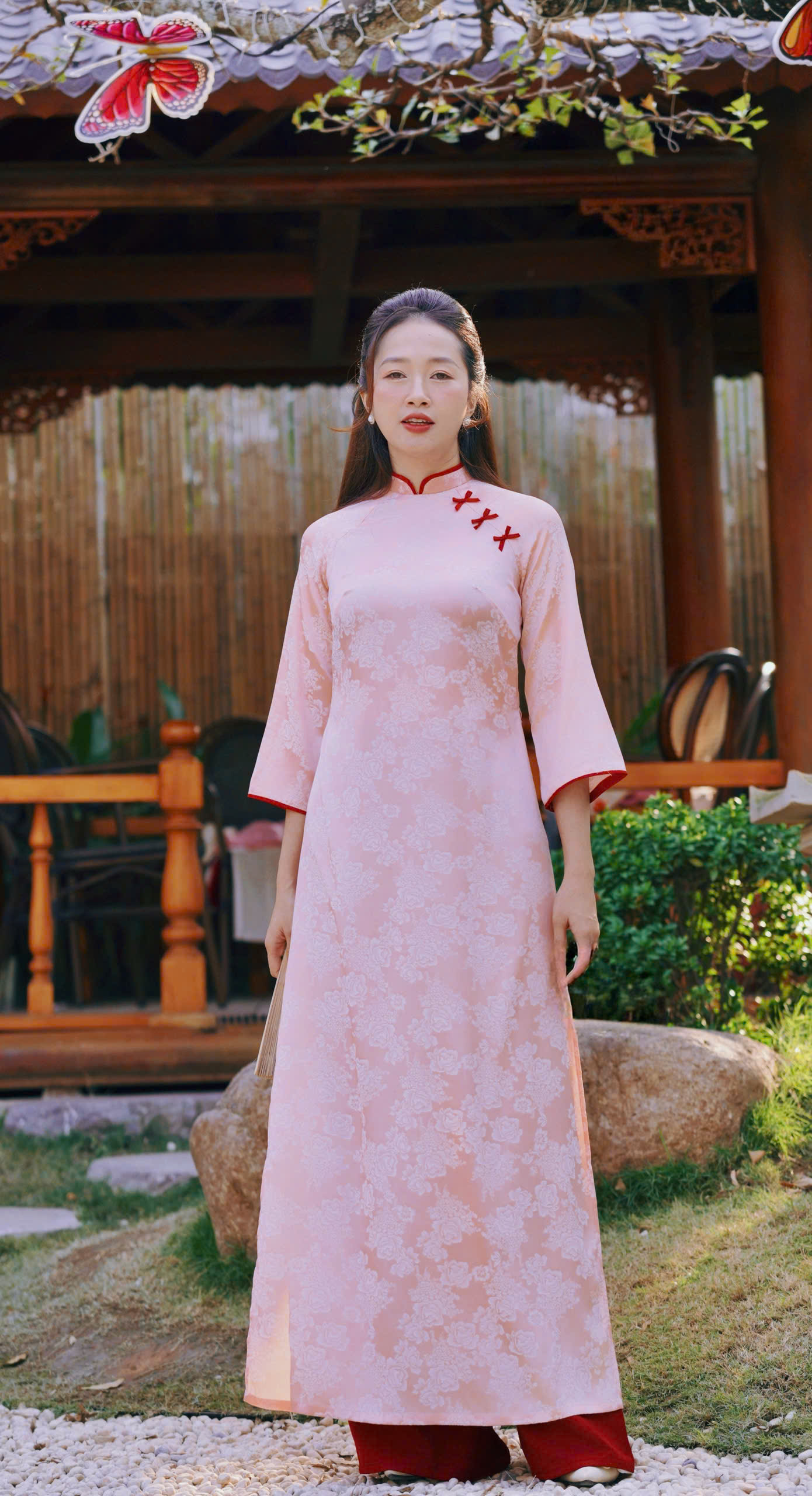 CT327 cách tân cổ 2p gấm tay loe hồng nhạt hoa hồng_thumbnail_2