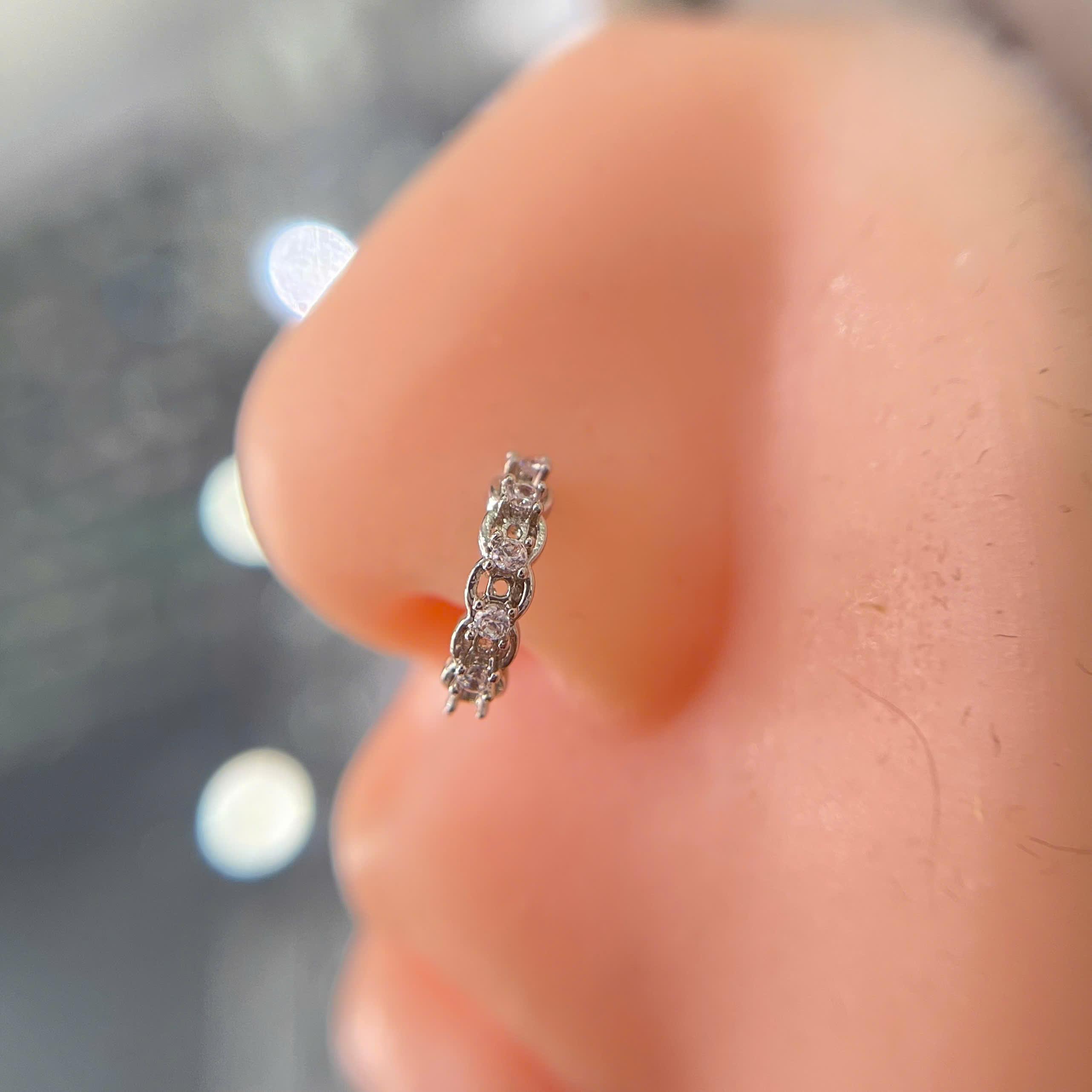 vòng bẻ mũi size 8 đá khối cách điệu đồng_thumbnail_2