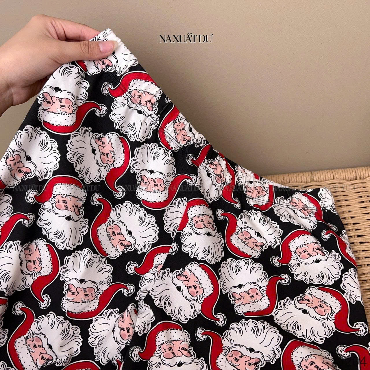 Set 4 quần legging hoạ tiết - Q204 (SALE)_thumbnail_19