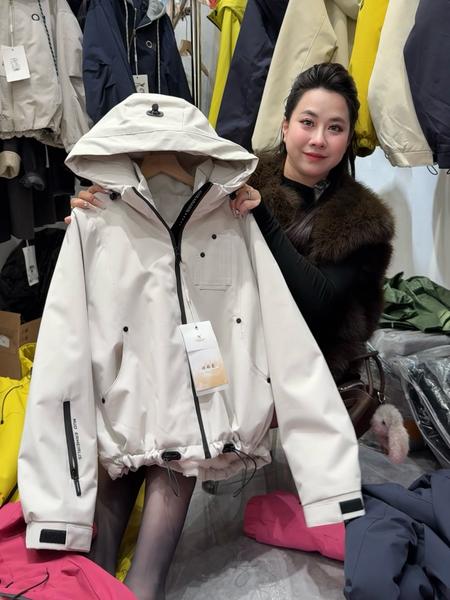 Áo khoác gió trần lông - C2