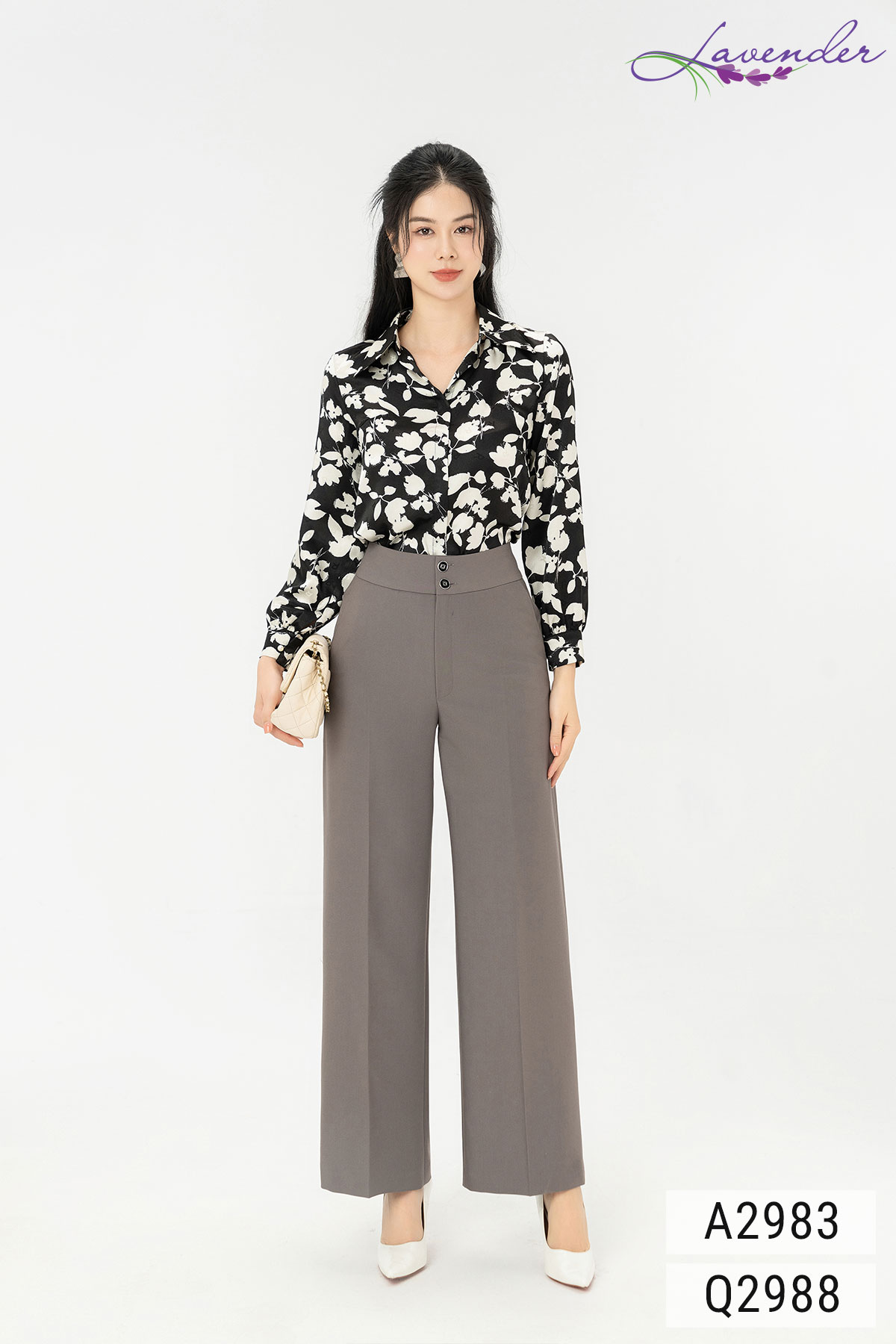 Áo sơ mi nữ công sở đen họa tiết hoa trắng cổ đức tay dài A2983_thumbnail_1