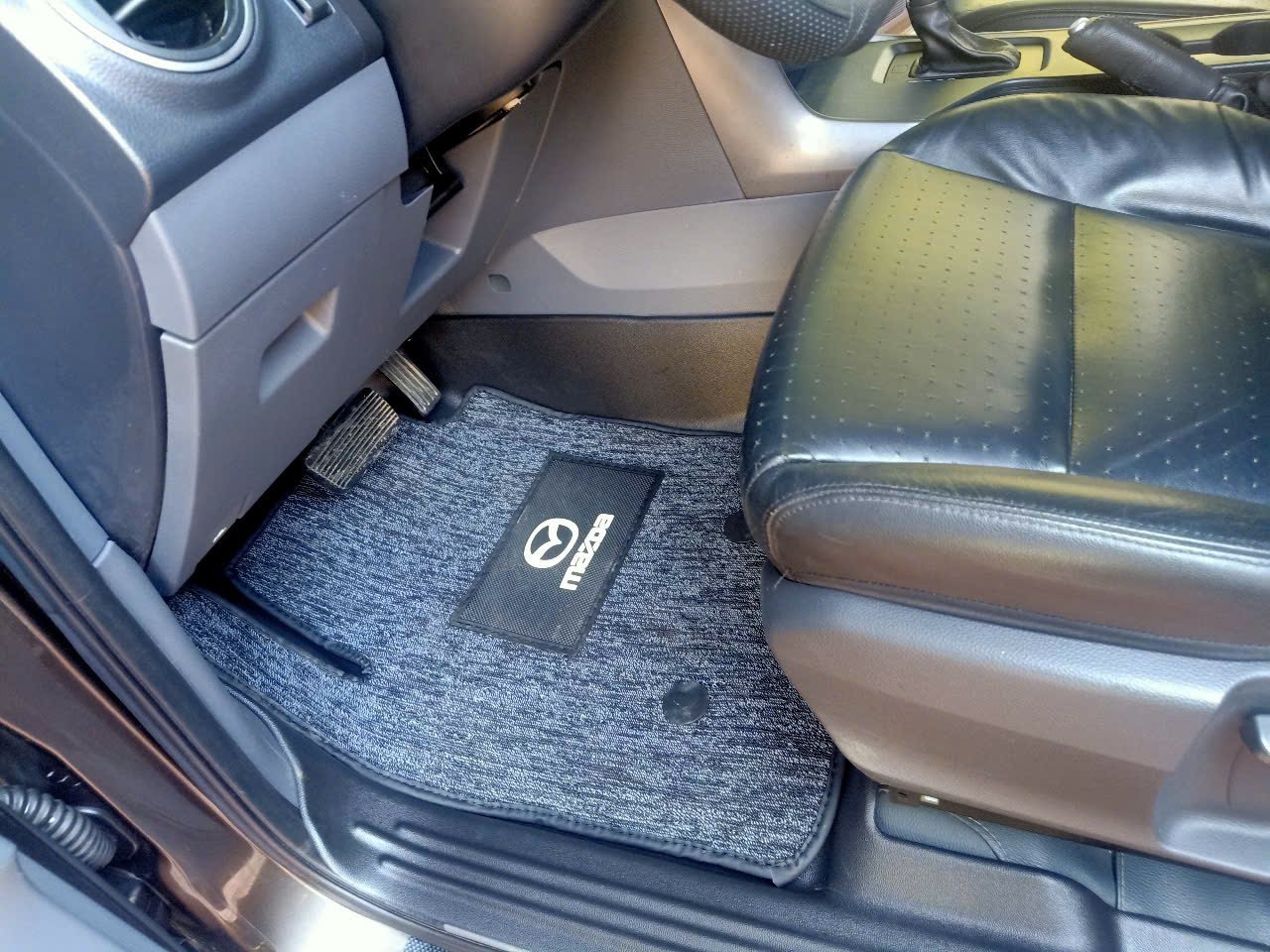 Thảm Lót Sàn Ô Tô TPE Nhựa Đúc Mazda BT50_thumbnail_2