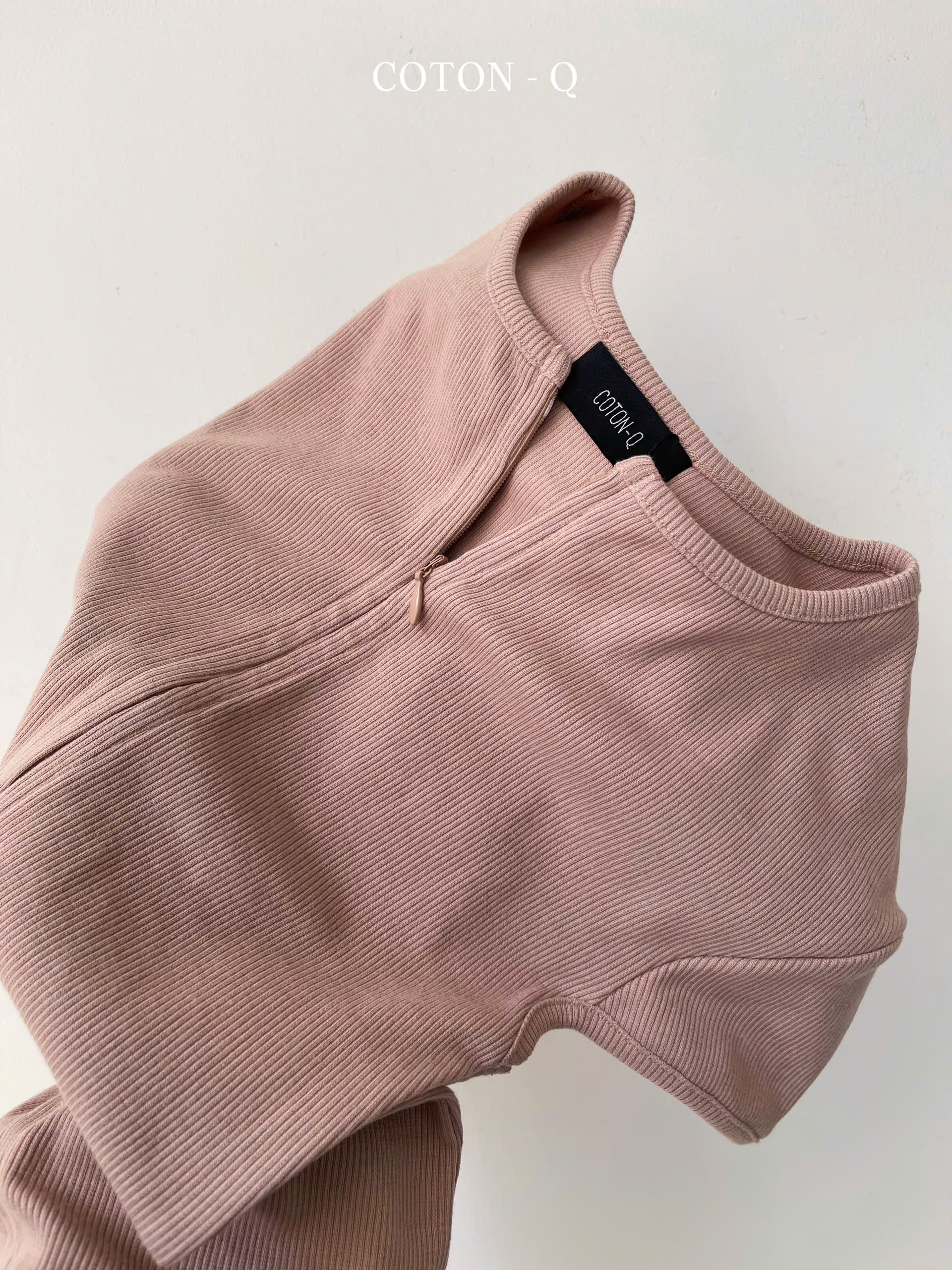 Set 2 áo thun gân khóa kéo ( NGẪU NHIÊN )_thumbnail_2