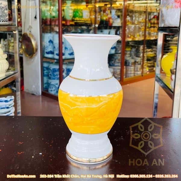 Lọ Hoa Vân Đá Vàng