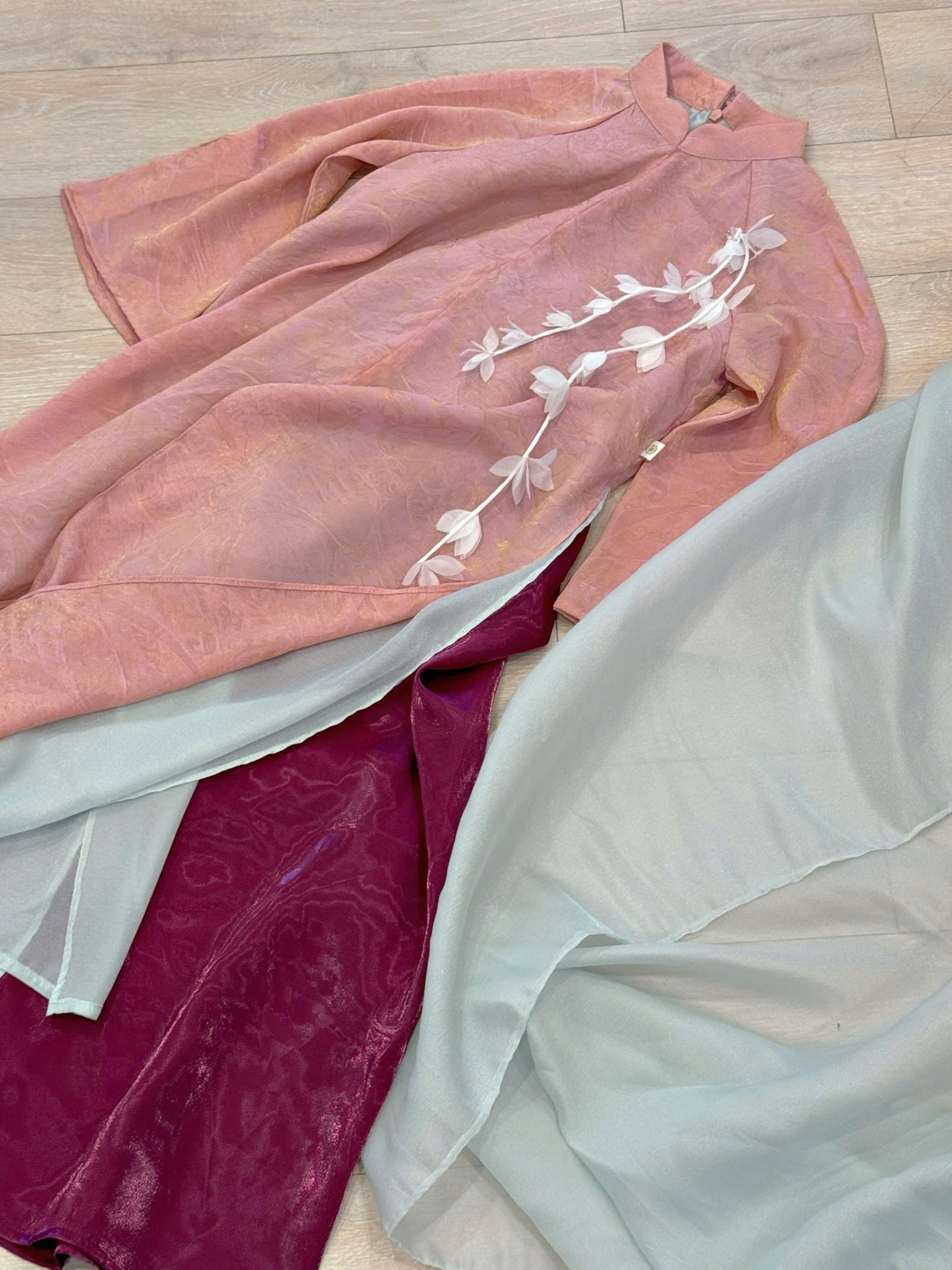 Tiểu Lung Linh - Áo Dài Bé Gái '26