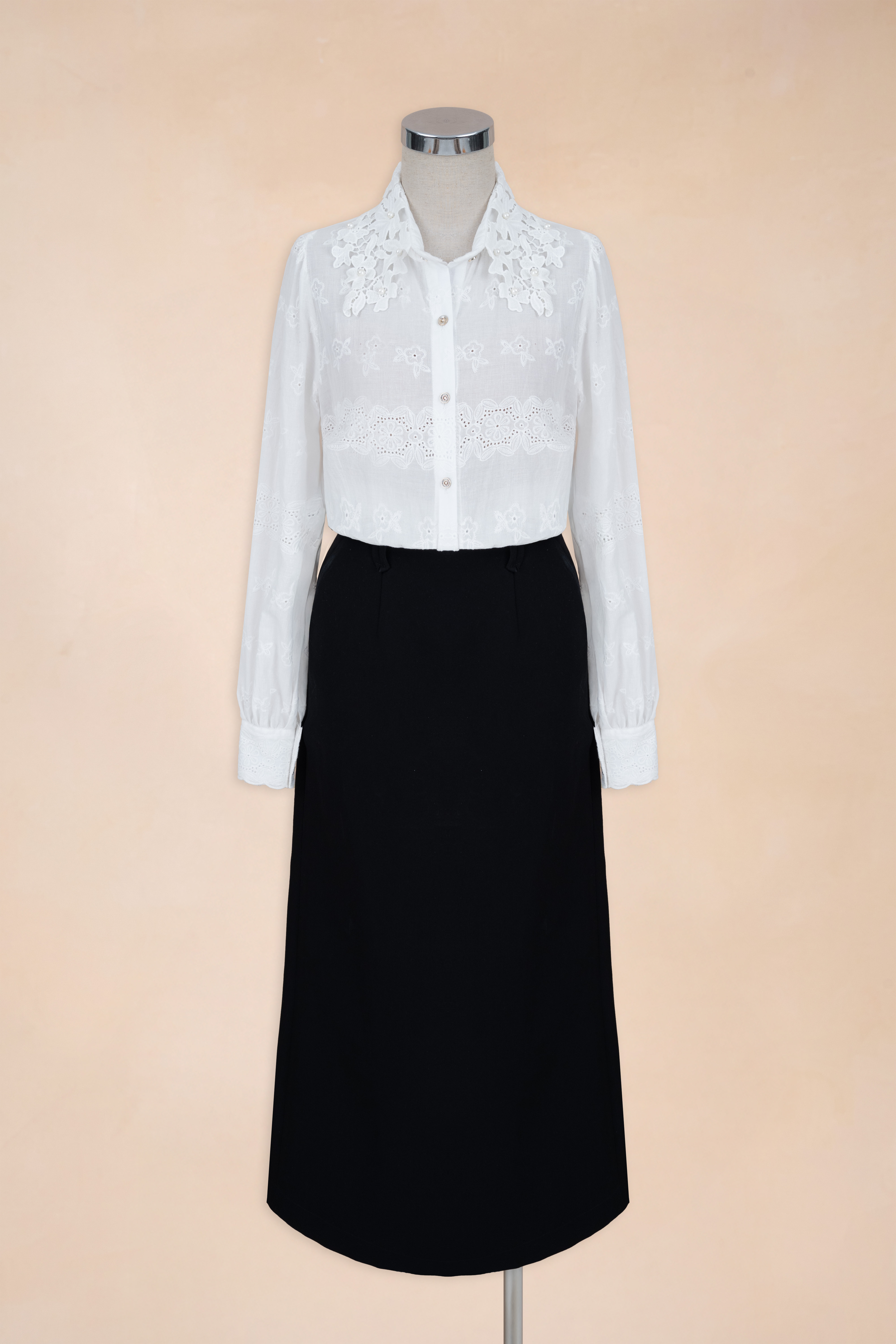 Sơ Mi Cổ Phối Hoa Đính Ngọc_thumbnail_4