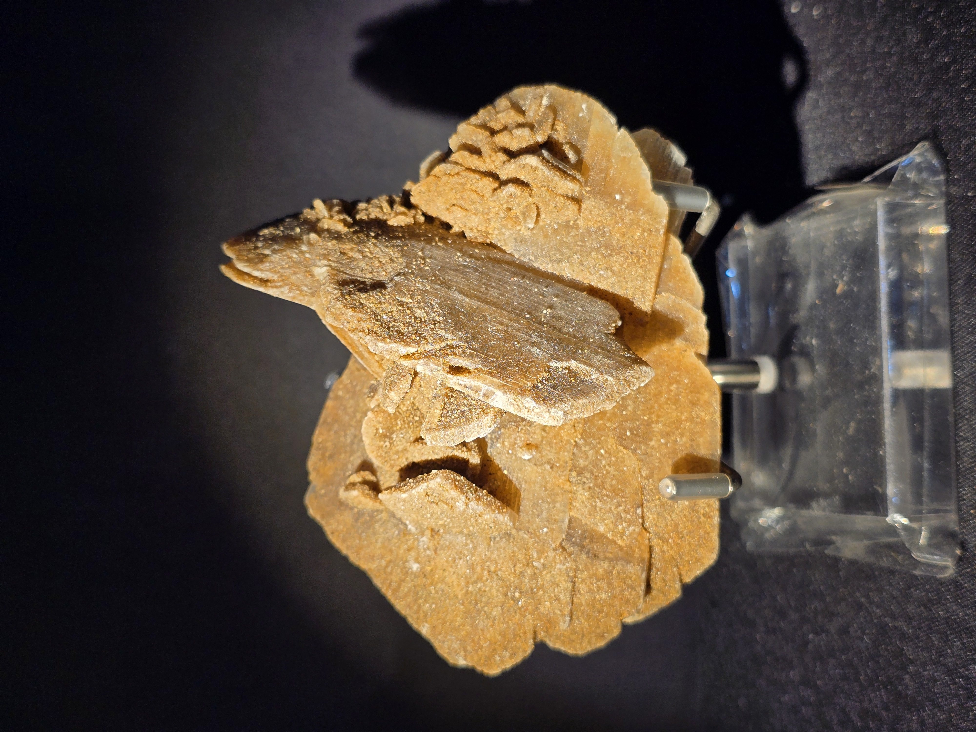 Tinh Thể Hoa Hồng Sa Mạc Desert Rose (có phản ứng UV) - Nội Mông_thumbnail_15