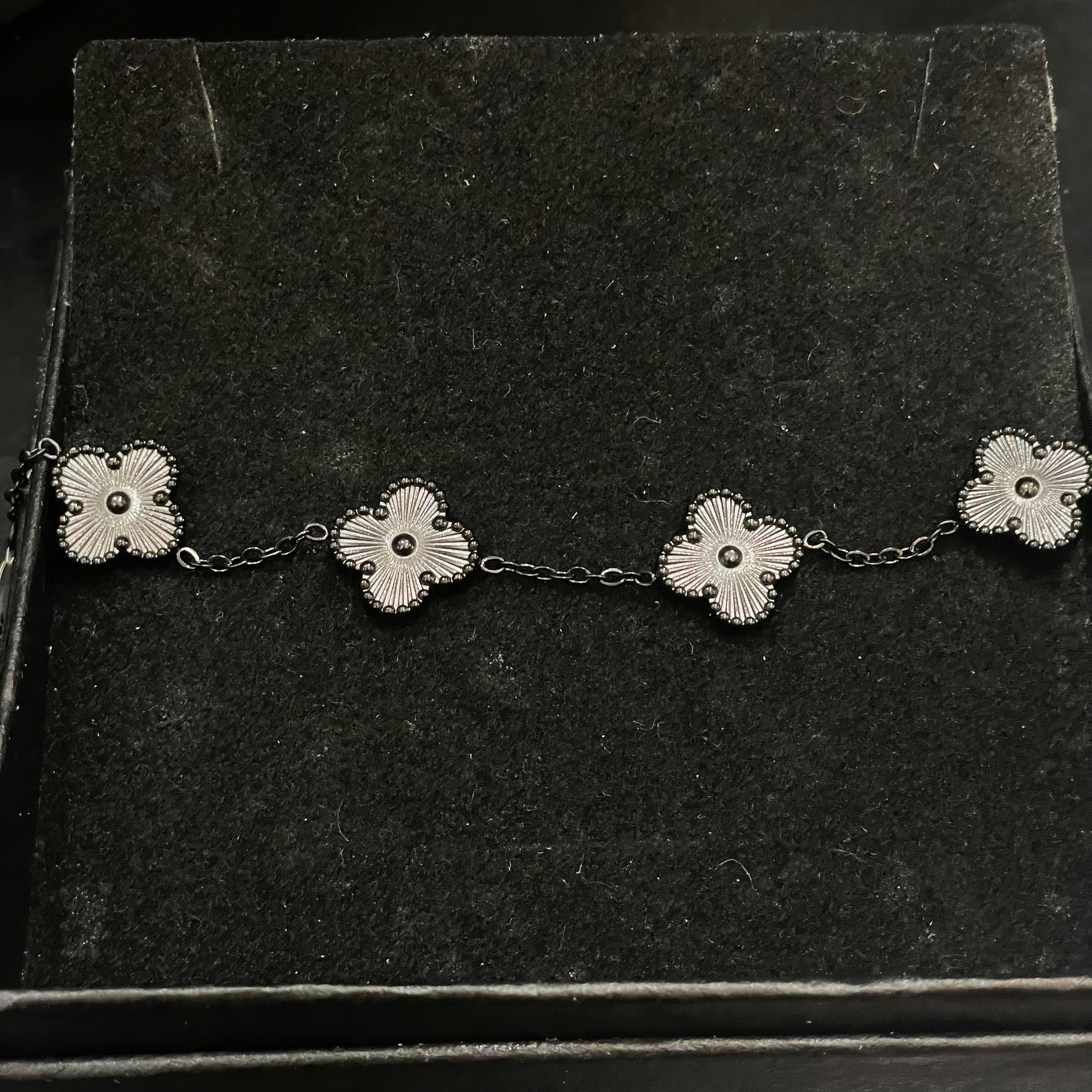 vòng tay titan van cleef full đen mù độc đáo _thumbnail_3