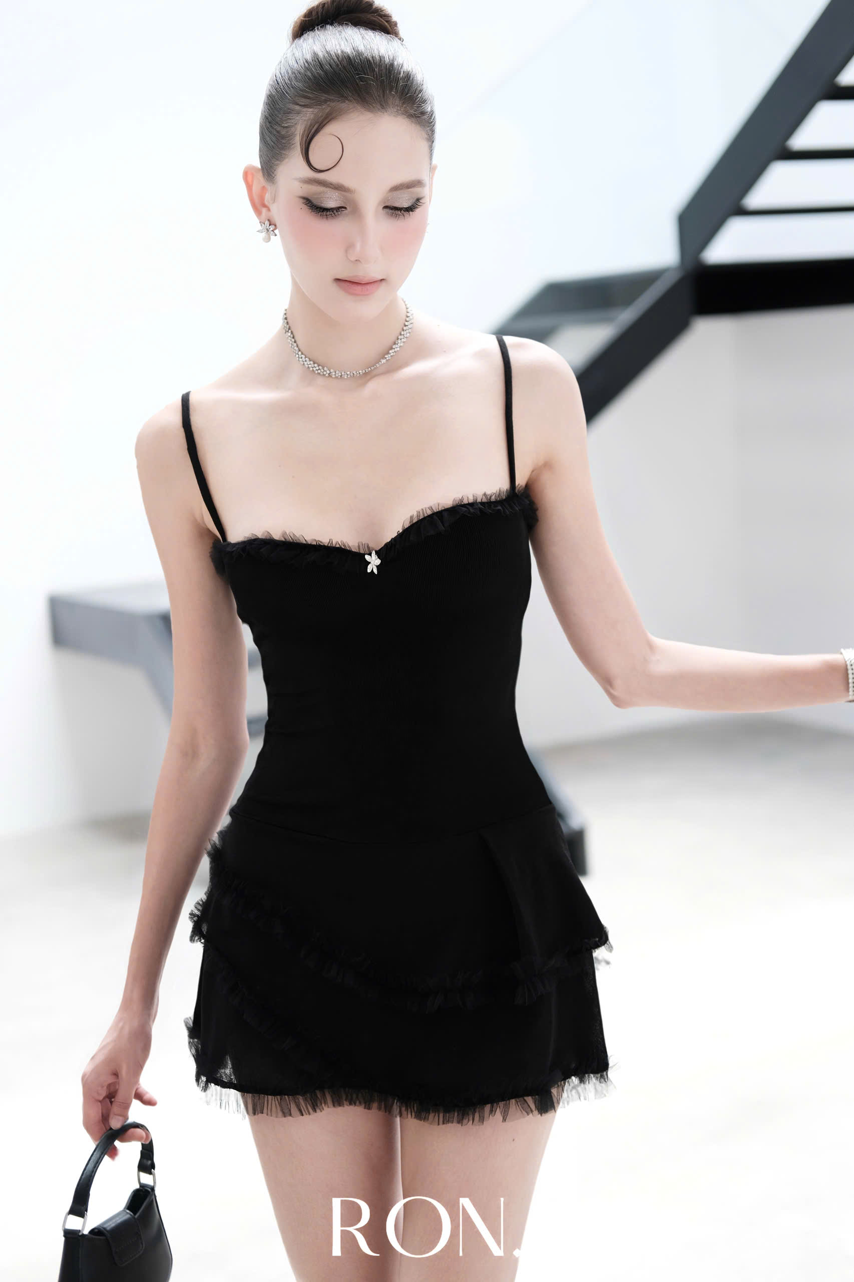 Váy dây viền voan_thumbnail_7