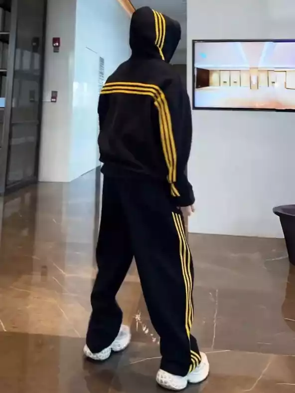 Set nỉ nhung sọc vàng