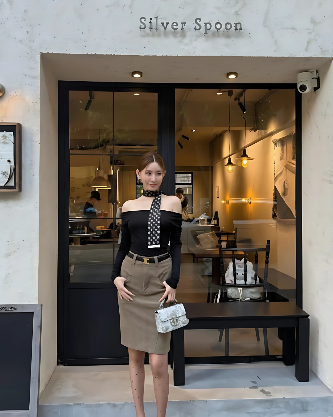 UHE Premium 2510 – Túi da thêu hoa nổi, ánh bạc | Thanh lịch – Tinh tế – Sang trọng_thumbnail_11