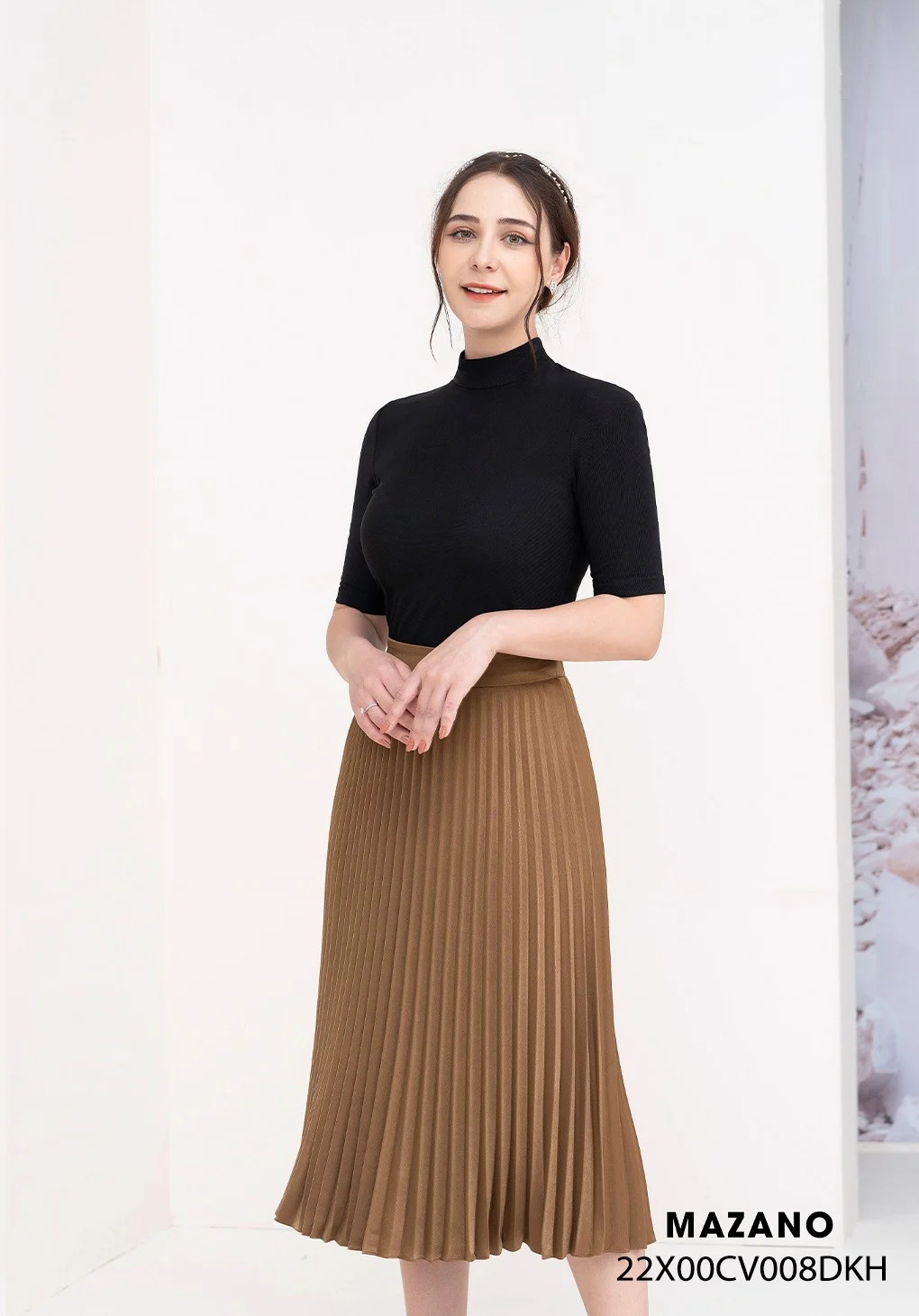 Chân váy xoè vải Tuytxi mầu nâu dập ly đính trang trí cạp